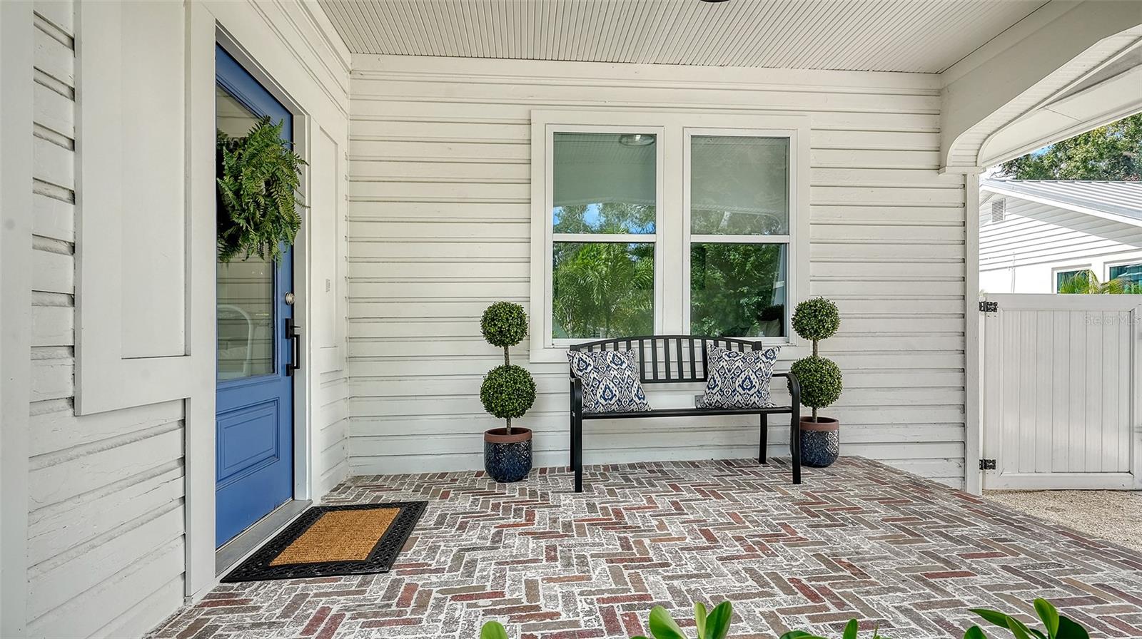 2546 LOMA LINDA ST — photo 3