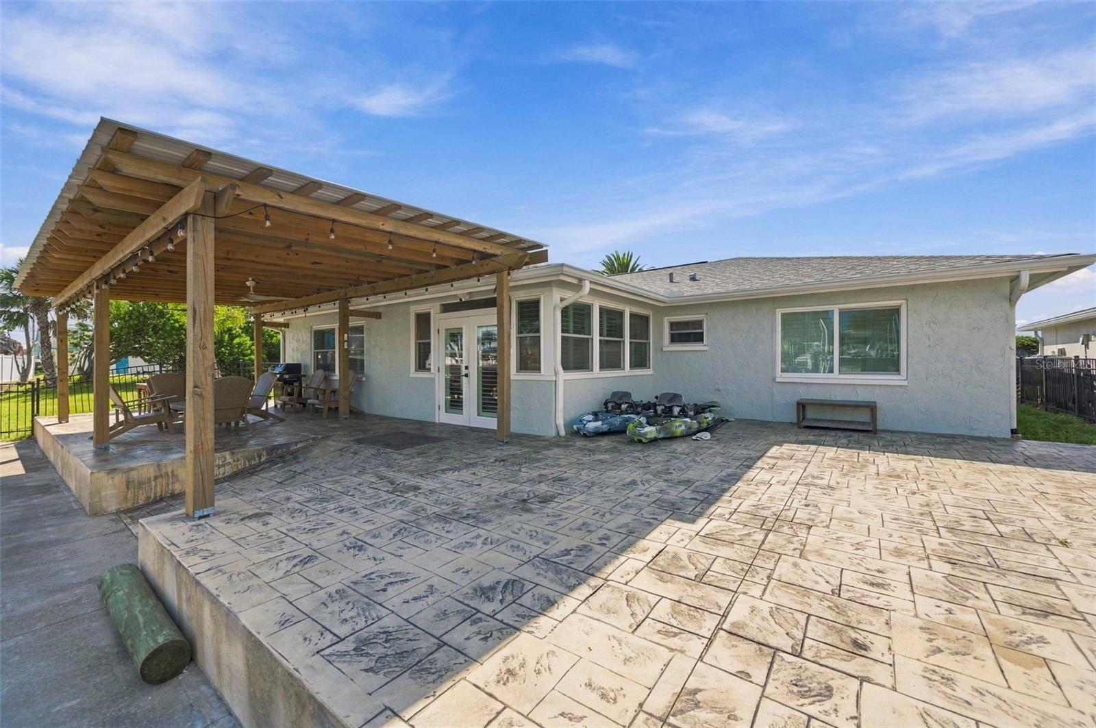 6027 BEVERLY DR — photo 43