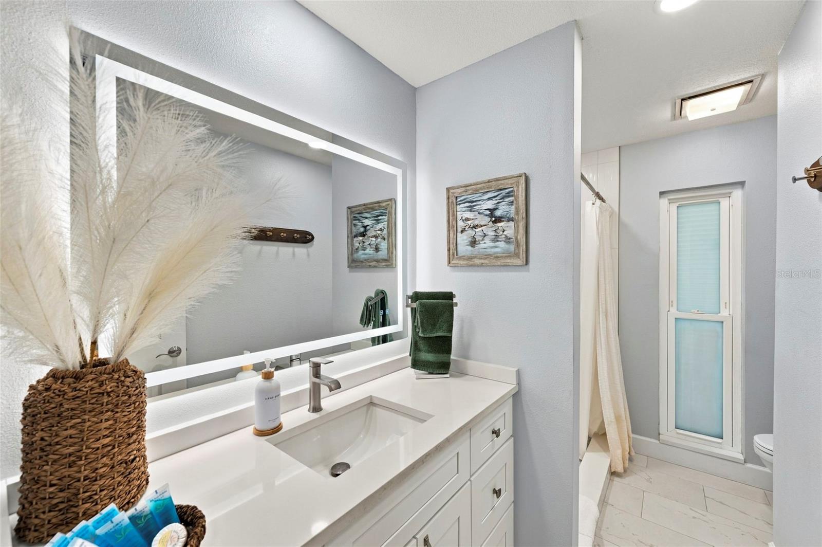 6027 BEVERLY DR — photo 32