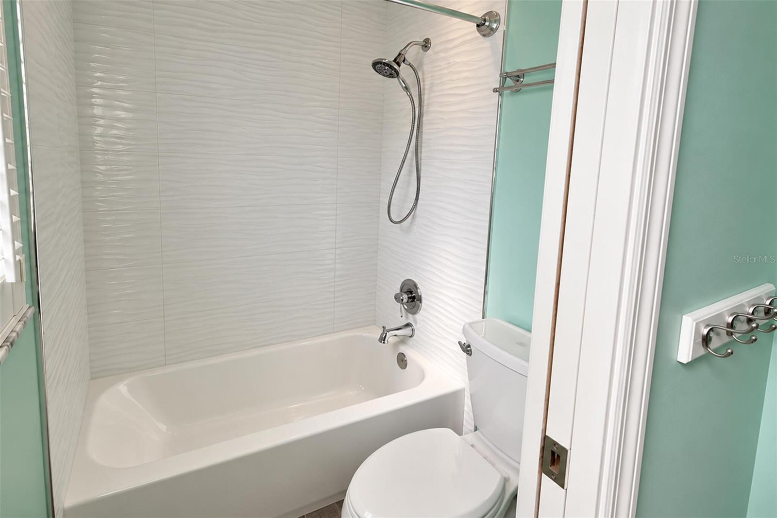 2986 CIELO CIR N — photo 29