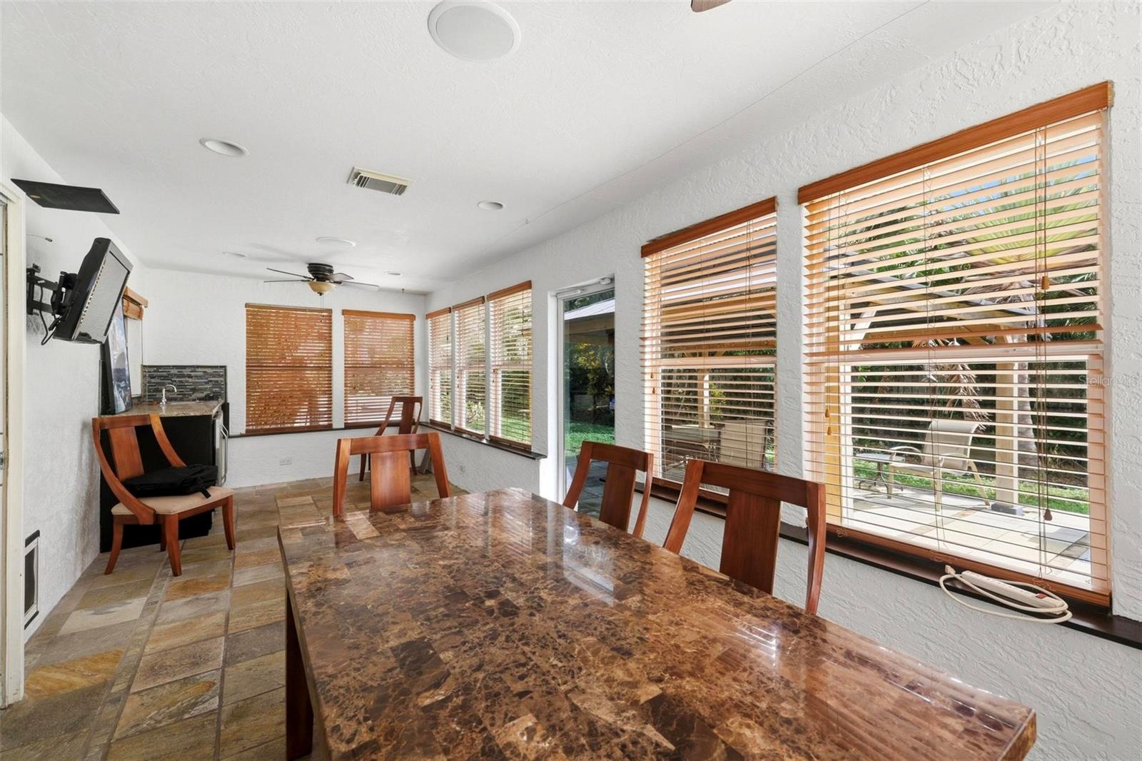 2429 WHIPPOORWILL CIR — photo 24