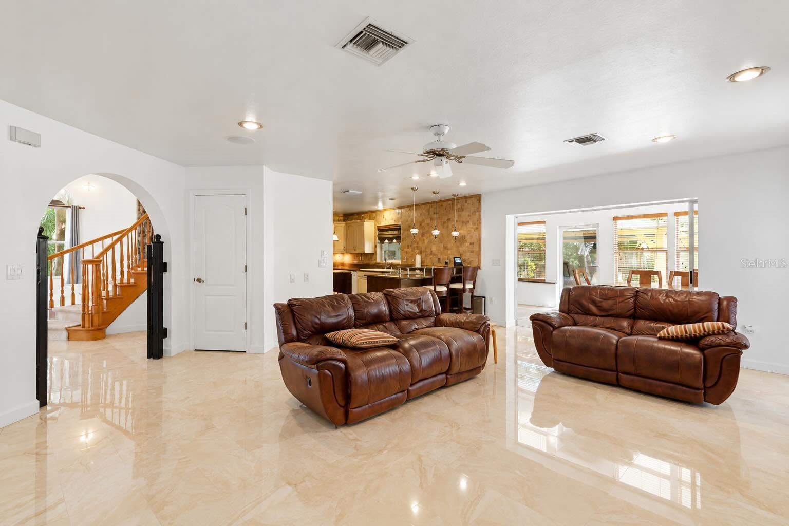 2429 WHIPPOORWILL CIR — photo 17