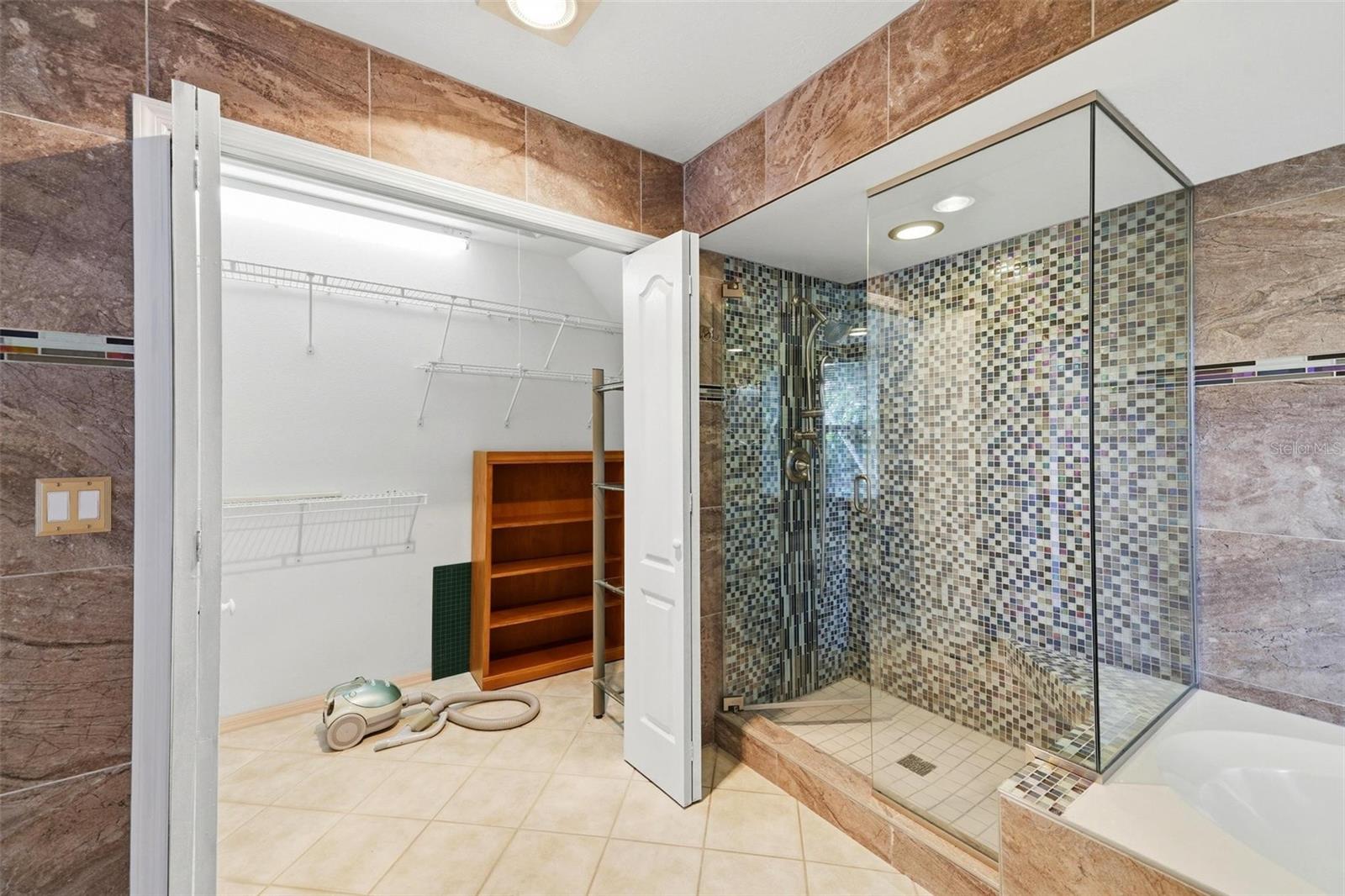 2429 WHIPPOORWILL CIR — photo 39