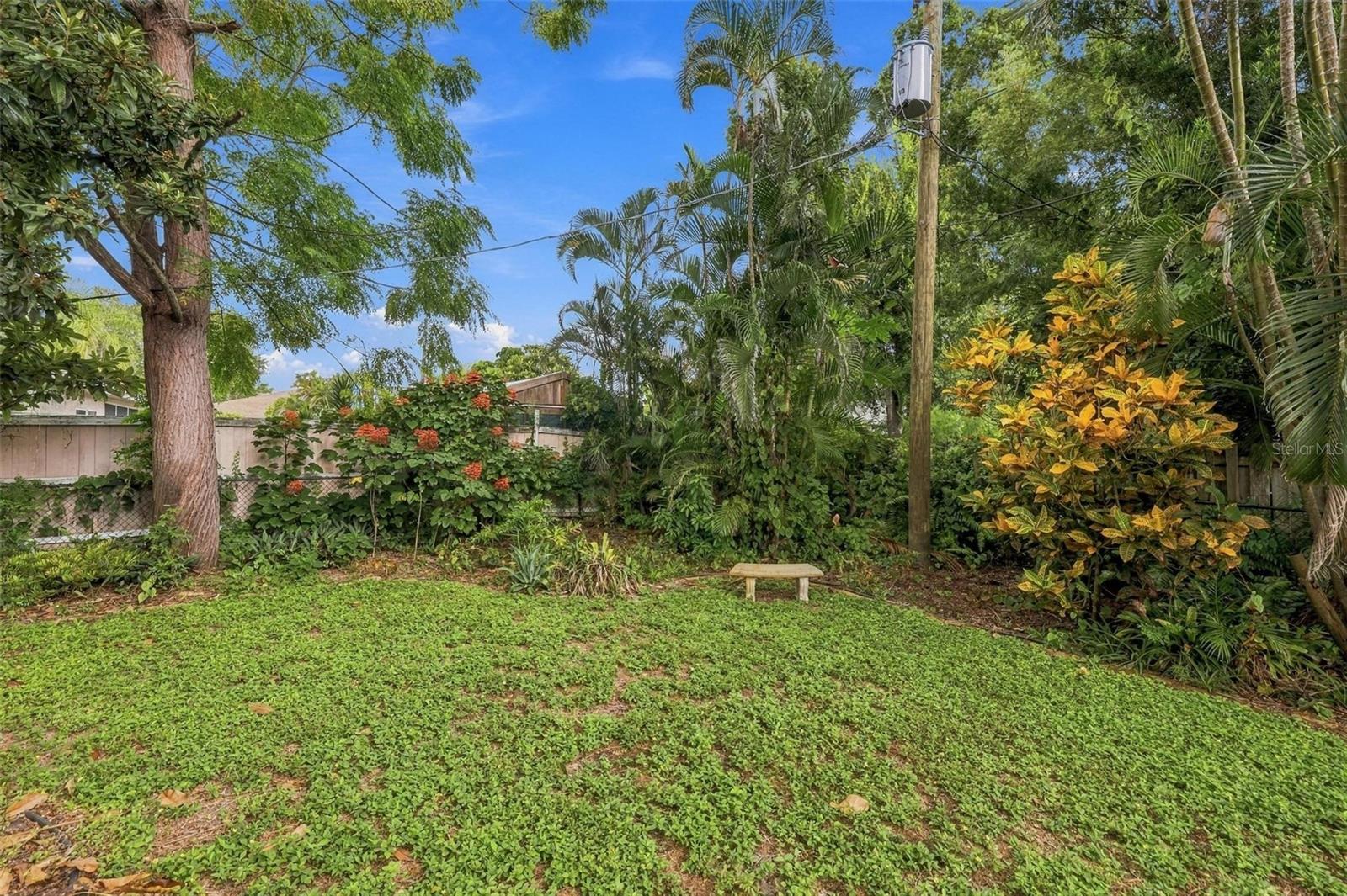2429 WHIPPOORWILL CIR — photo 50