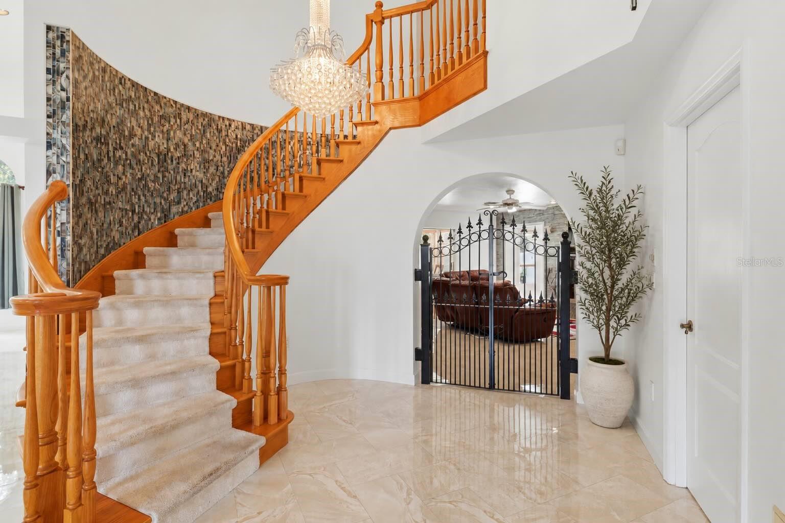 2429 WHIPPOORWILL CIR — photo 13