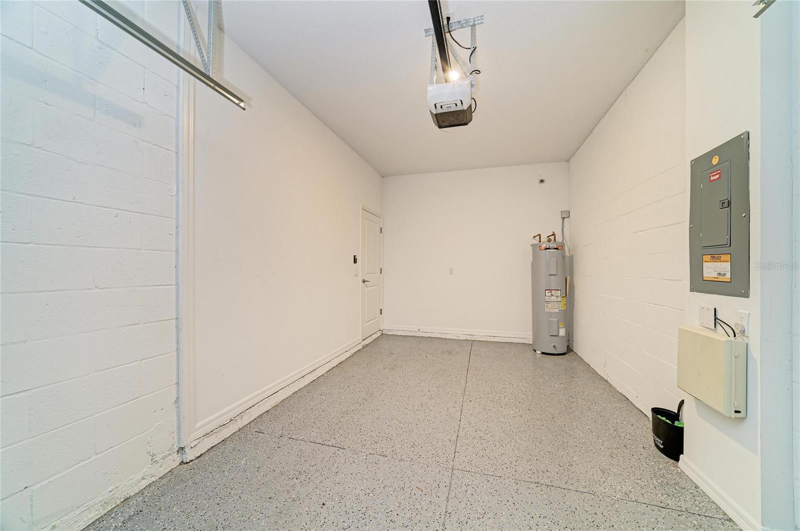 5695 ARCHIPELAGO ST — photo 46
