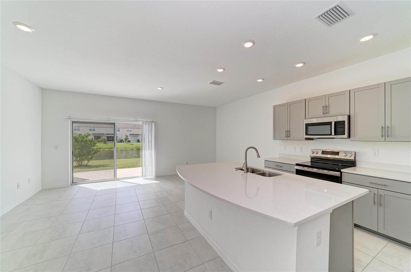 5695 ARCHIPELAGO ST — photo 13