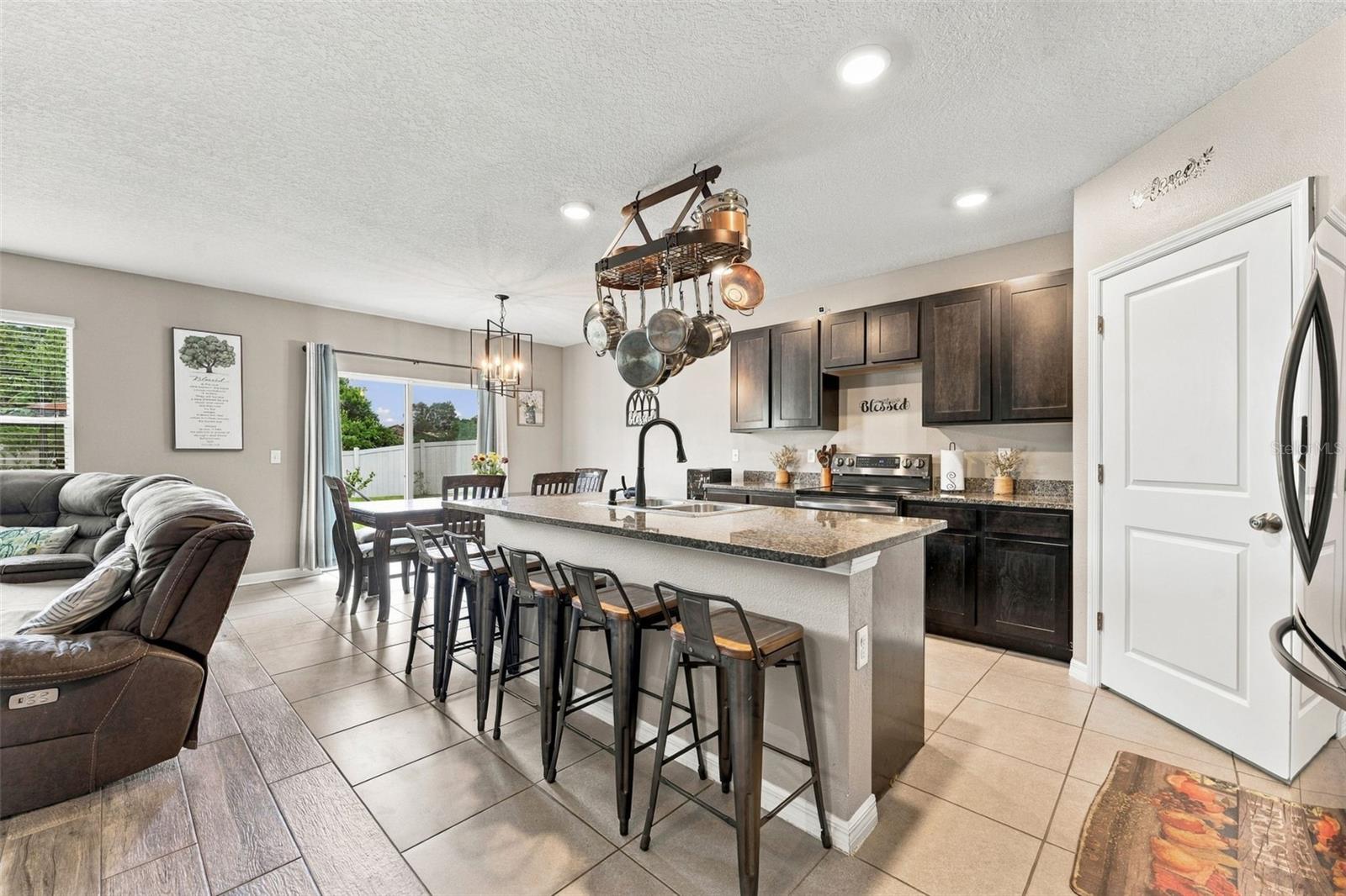 506 DIAMOND RIDGE RD — photo 3