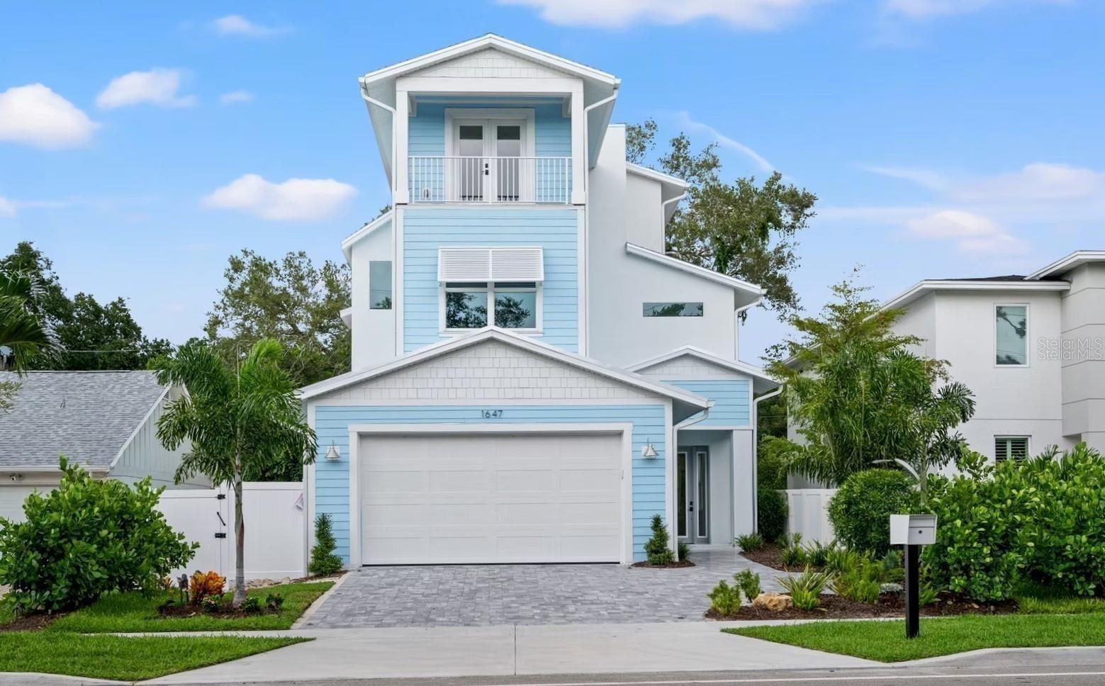 1647 SIESTA DR — photo 4