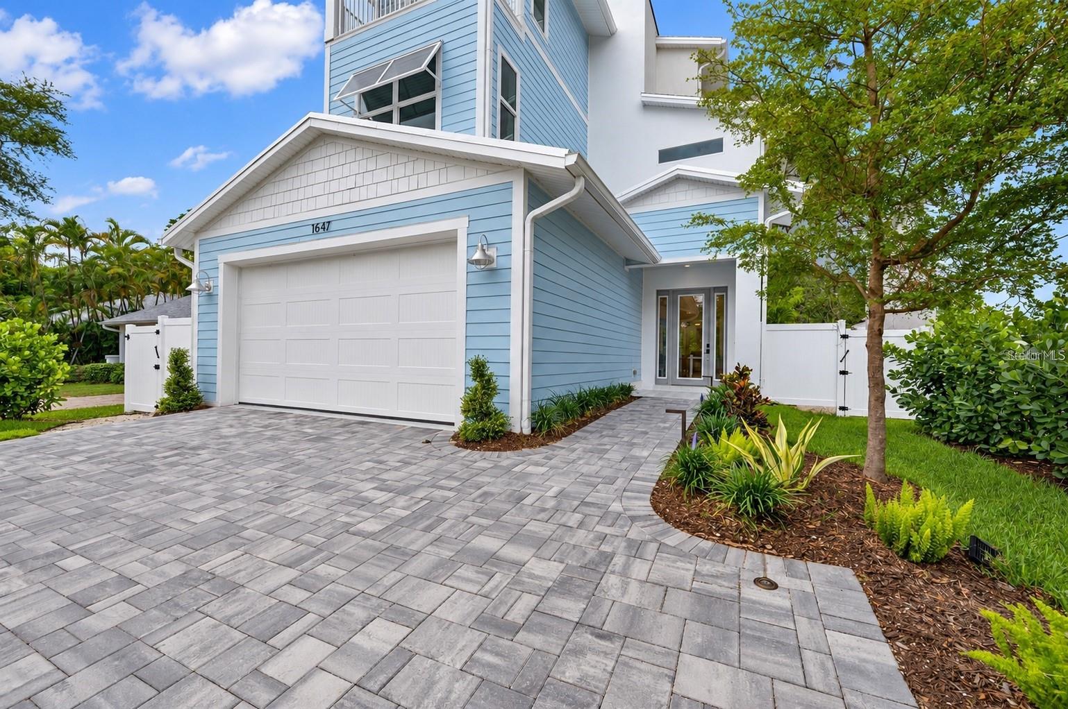1647 SIESTA DR — photo 6