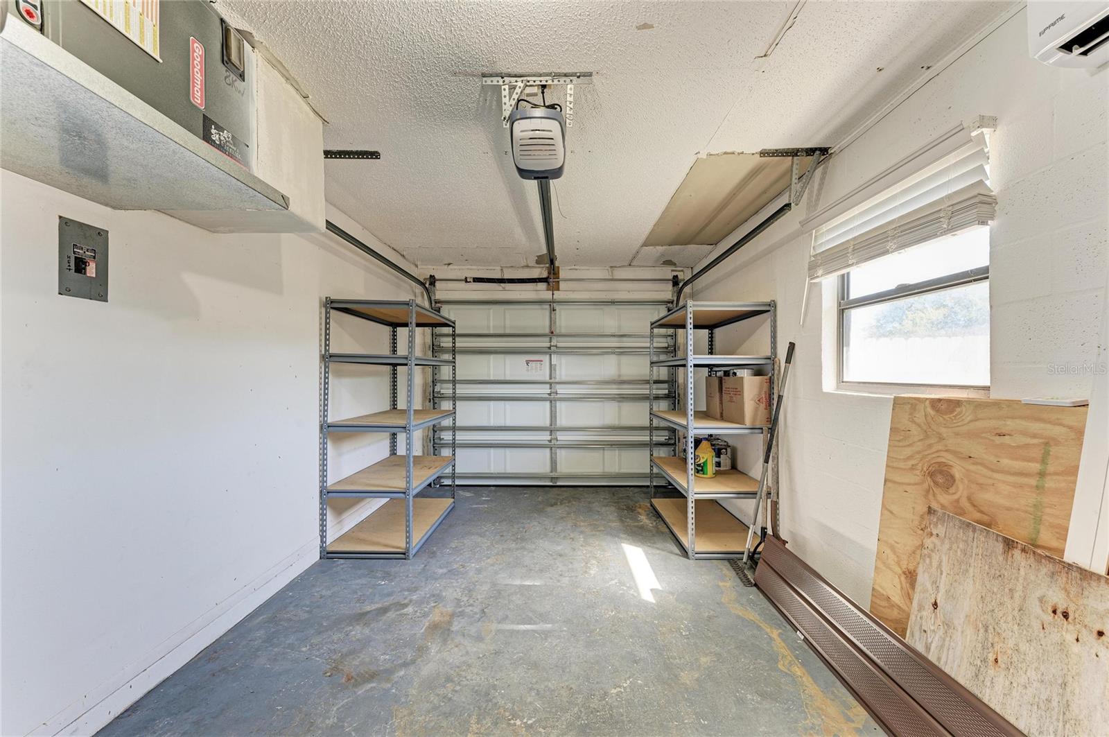 464 BEVERLY RD — photo 38