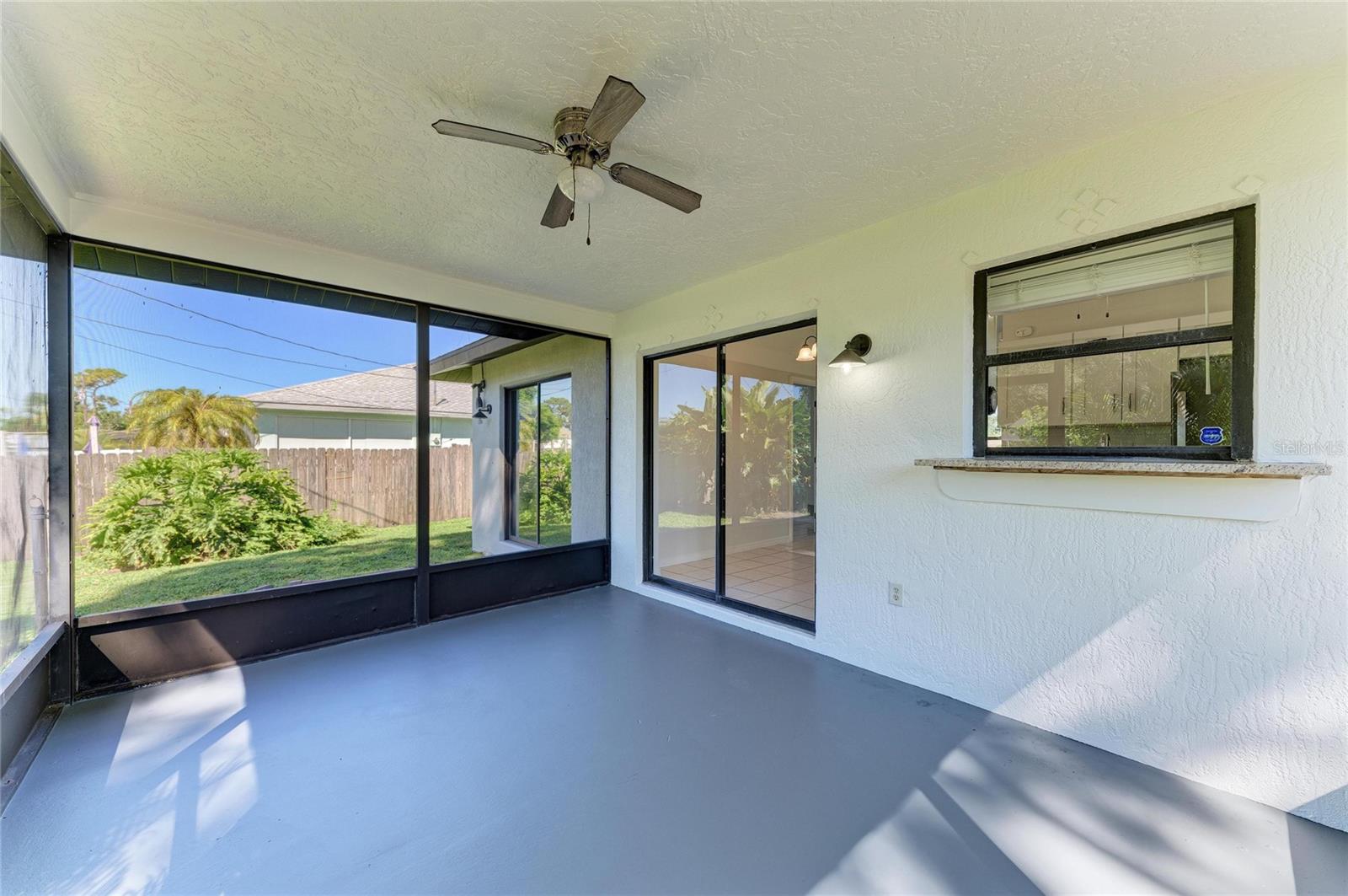 464 BEVERLY RD — photo 36