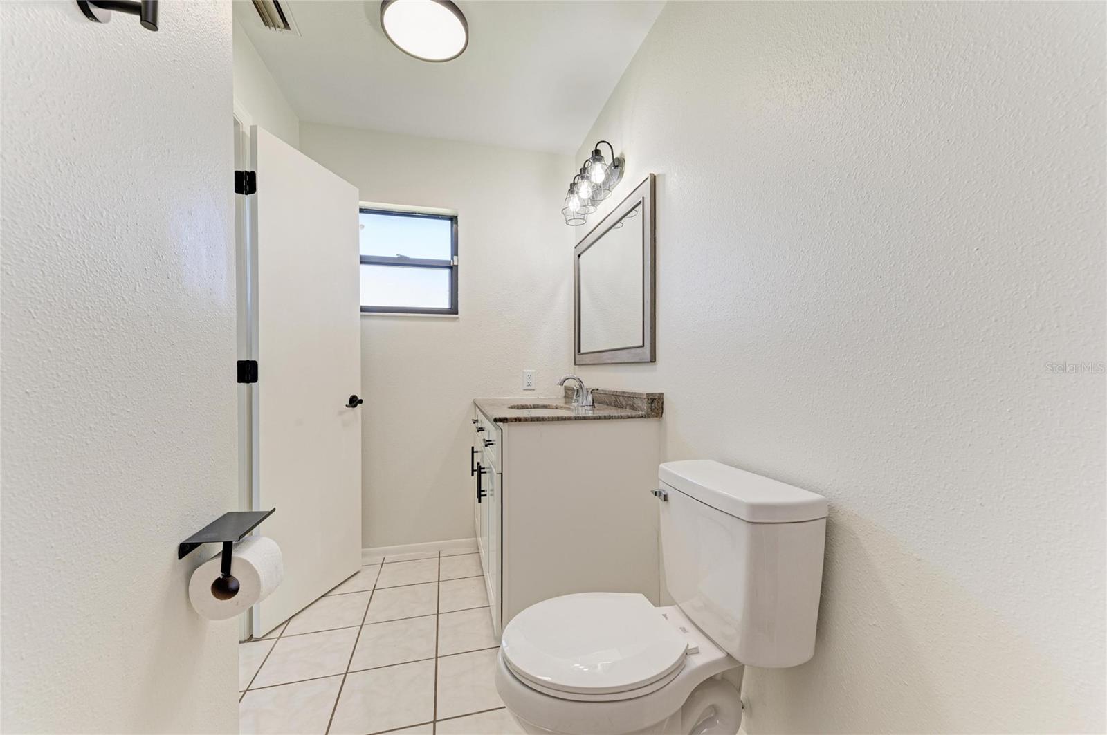 464 BEVERLY RD — photo 26