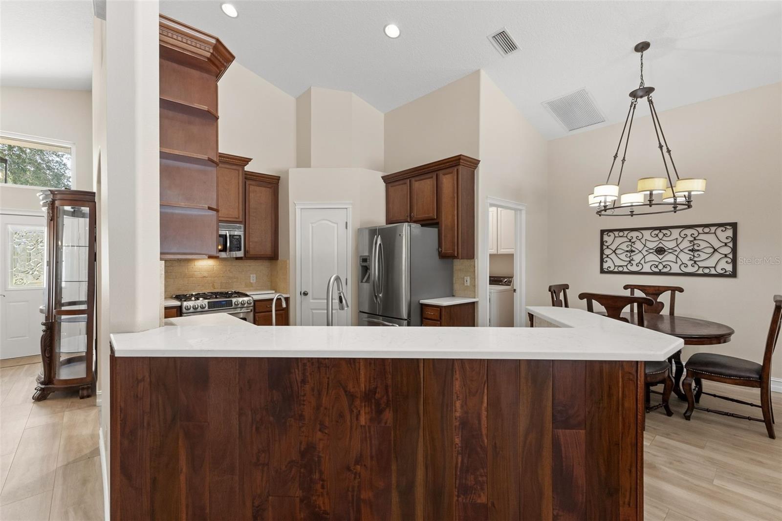 19221 ROBIN PERCH LN — photo 19