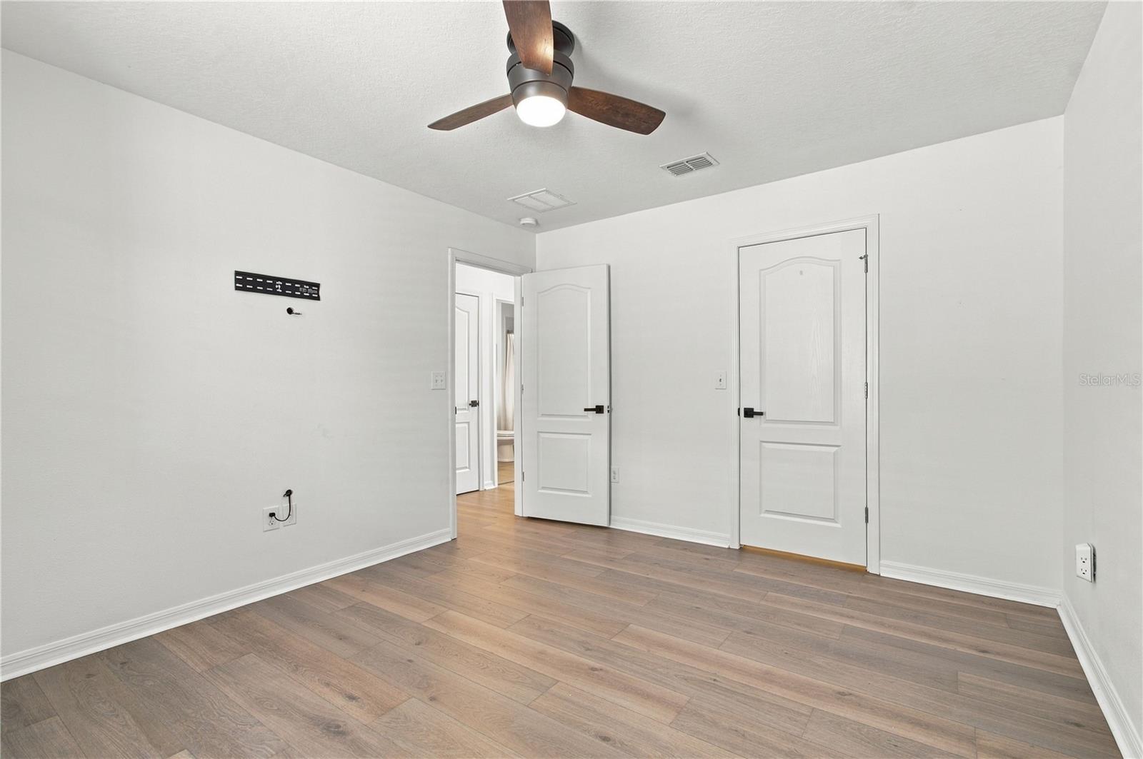 18928 HAMPSTEAD HEATH CT — photo 28