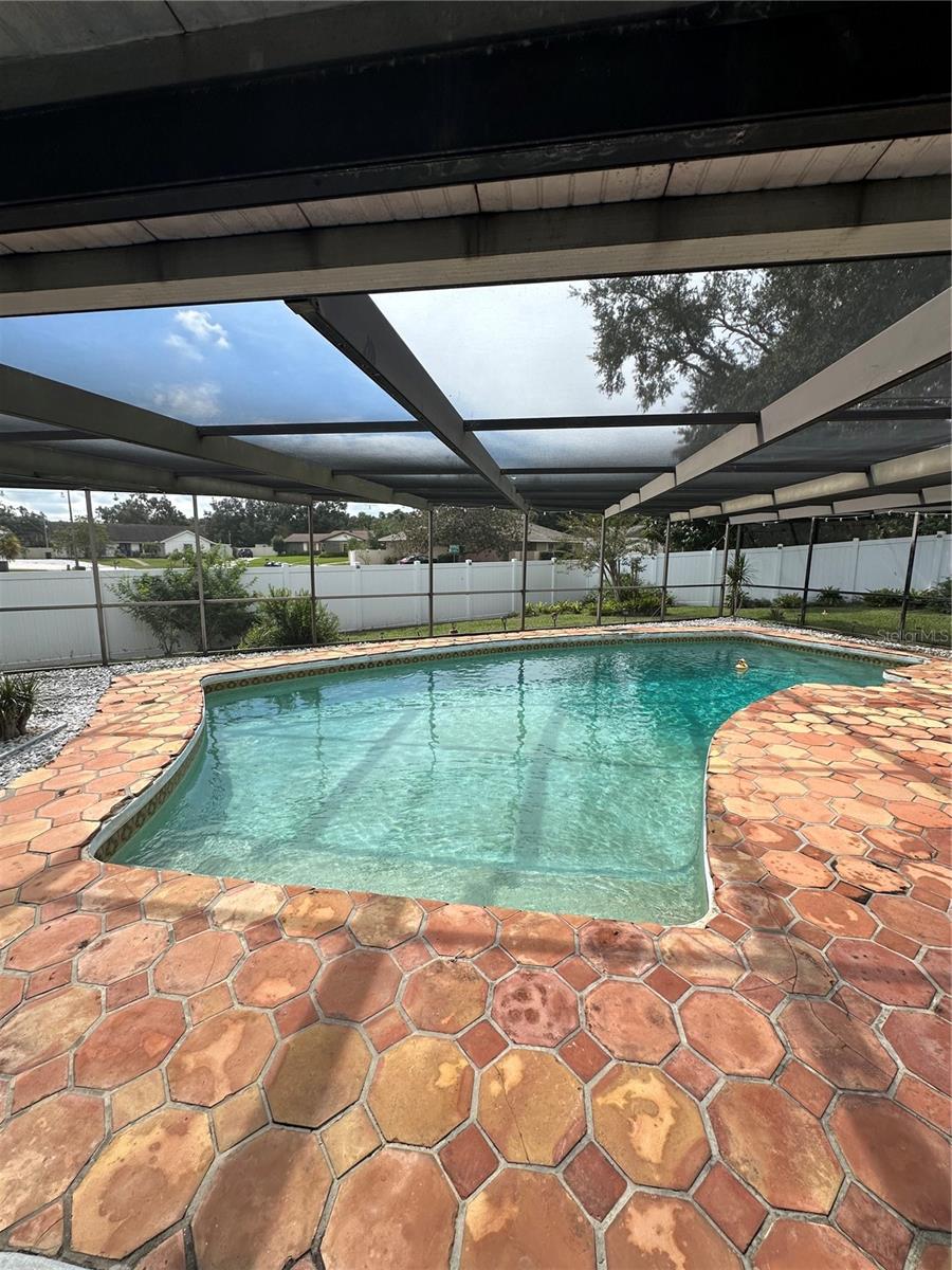 1818 ORANGE HILL DR — photo 17