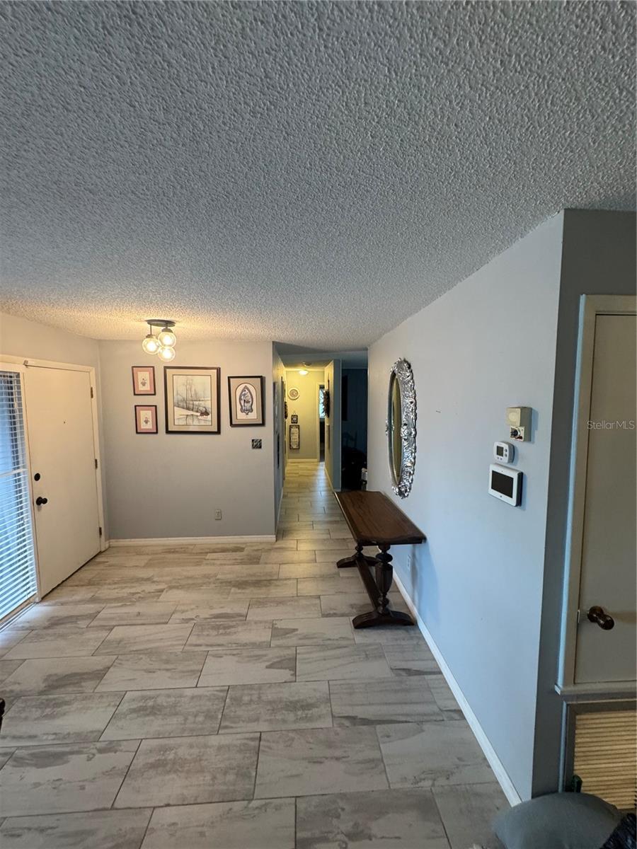 1818 ORANGE HILL DR — photo 4