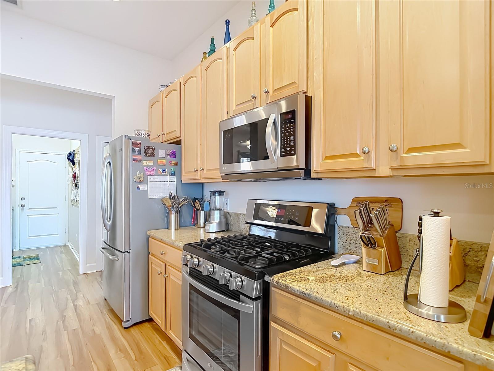 3350 PENDLETON WAY — photo 46
