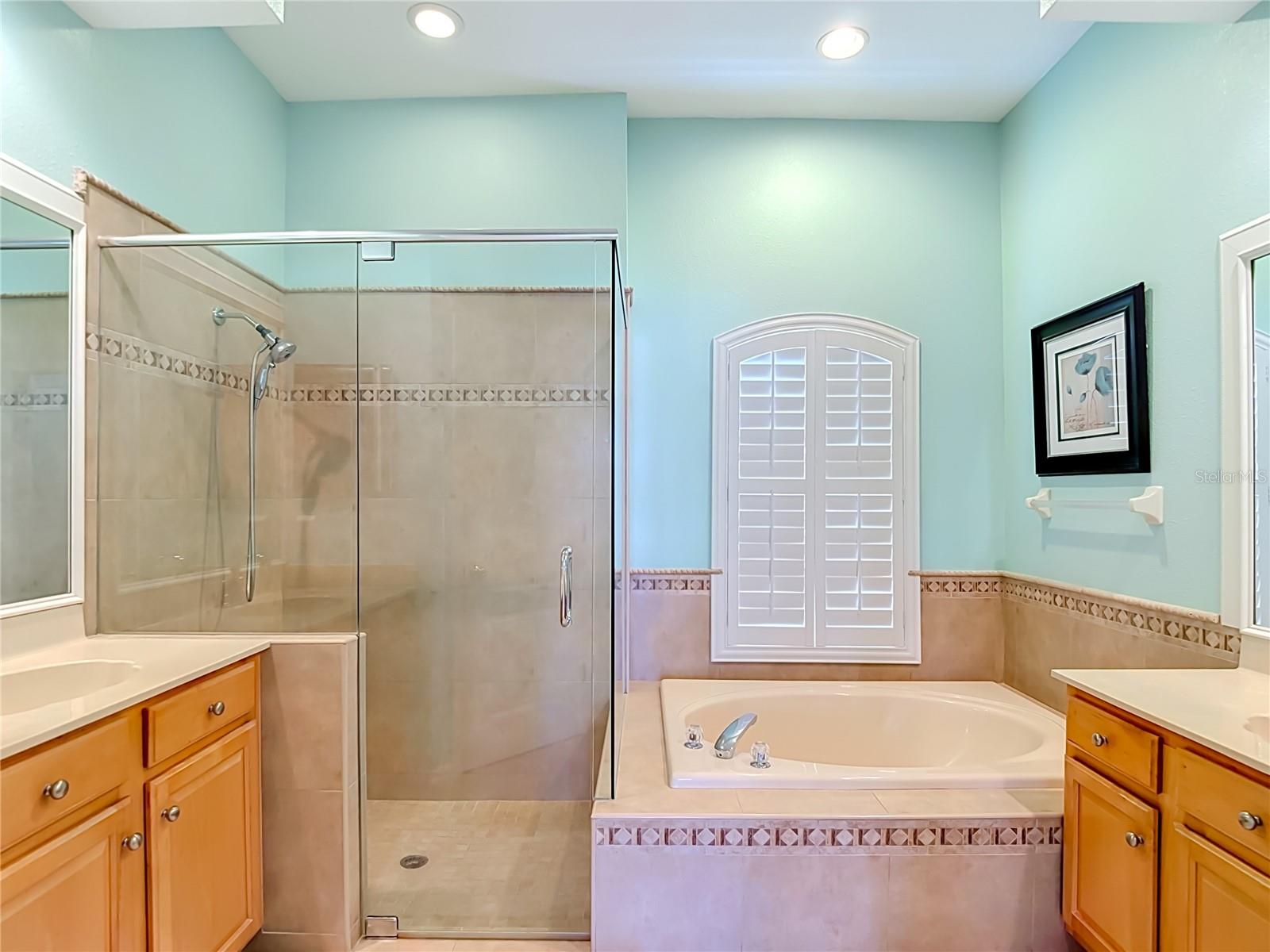 3350 PENDLETON WAY — photo 60