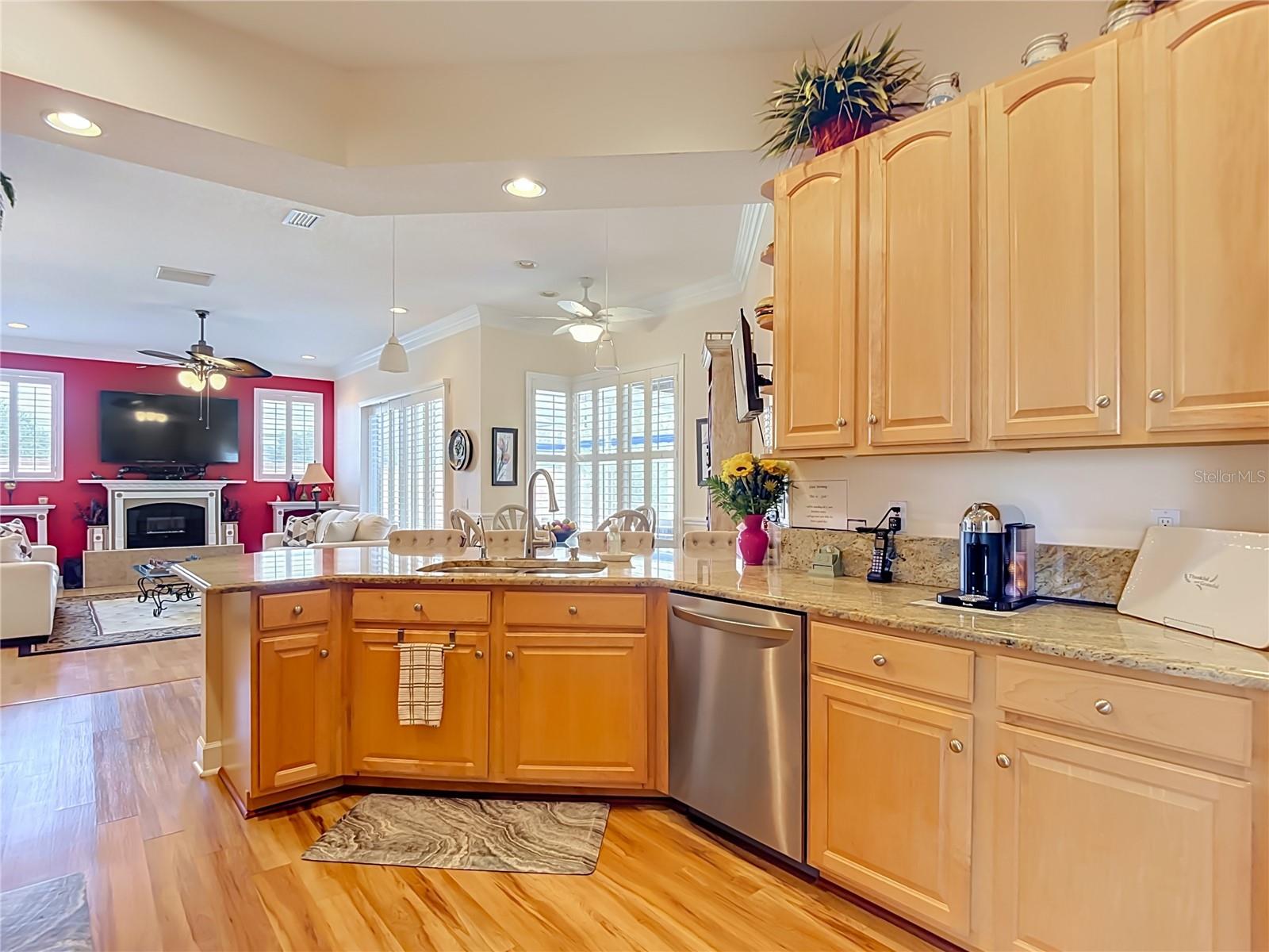 3350 PENDLETON WAY — photo 47