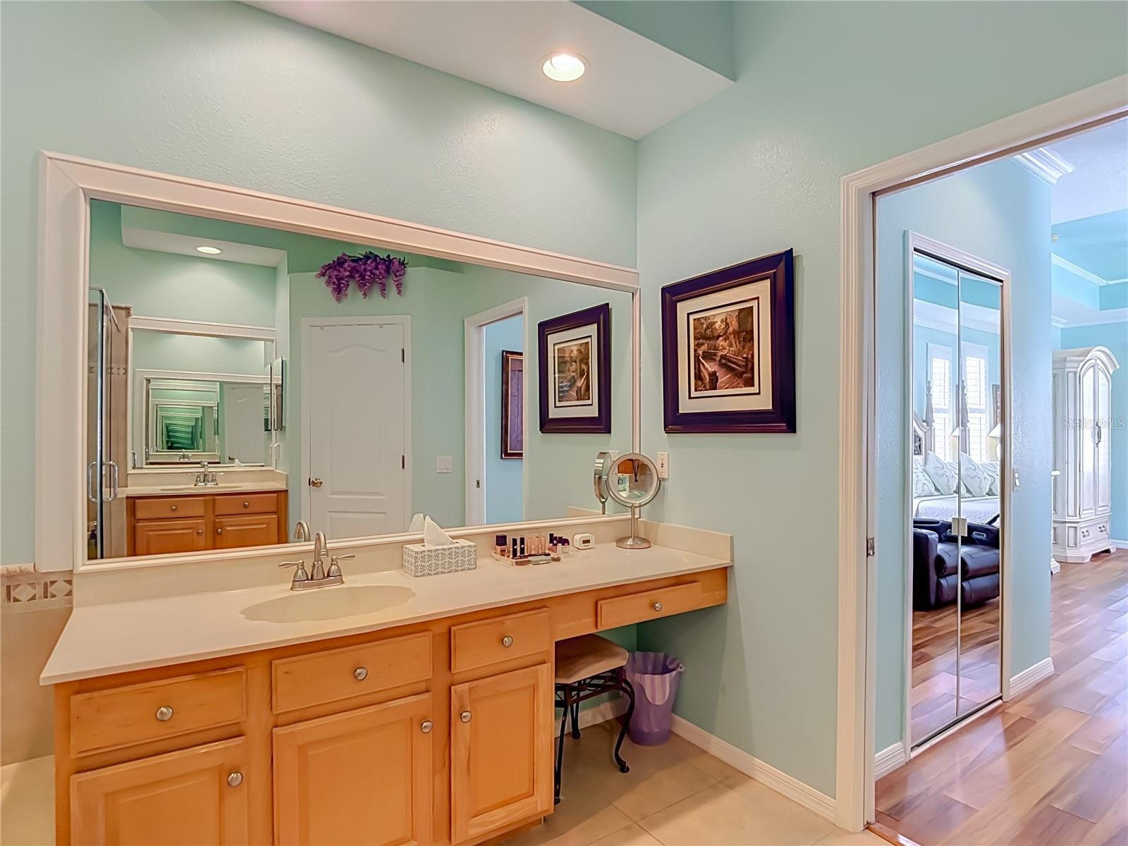 3350 PENDLETON WAY — photo 63