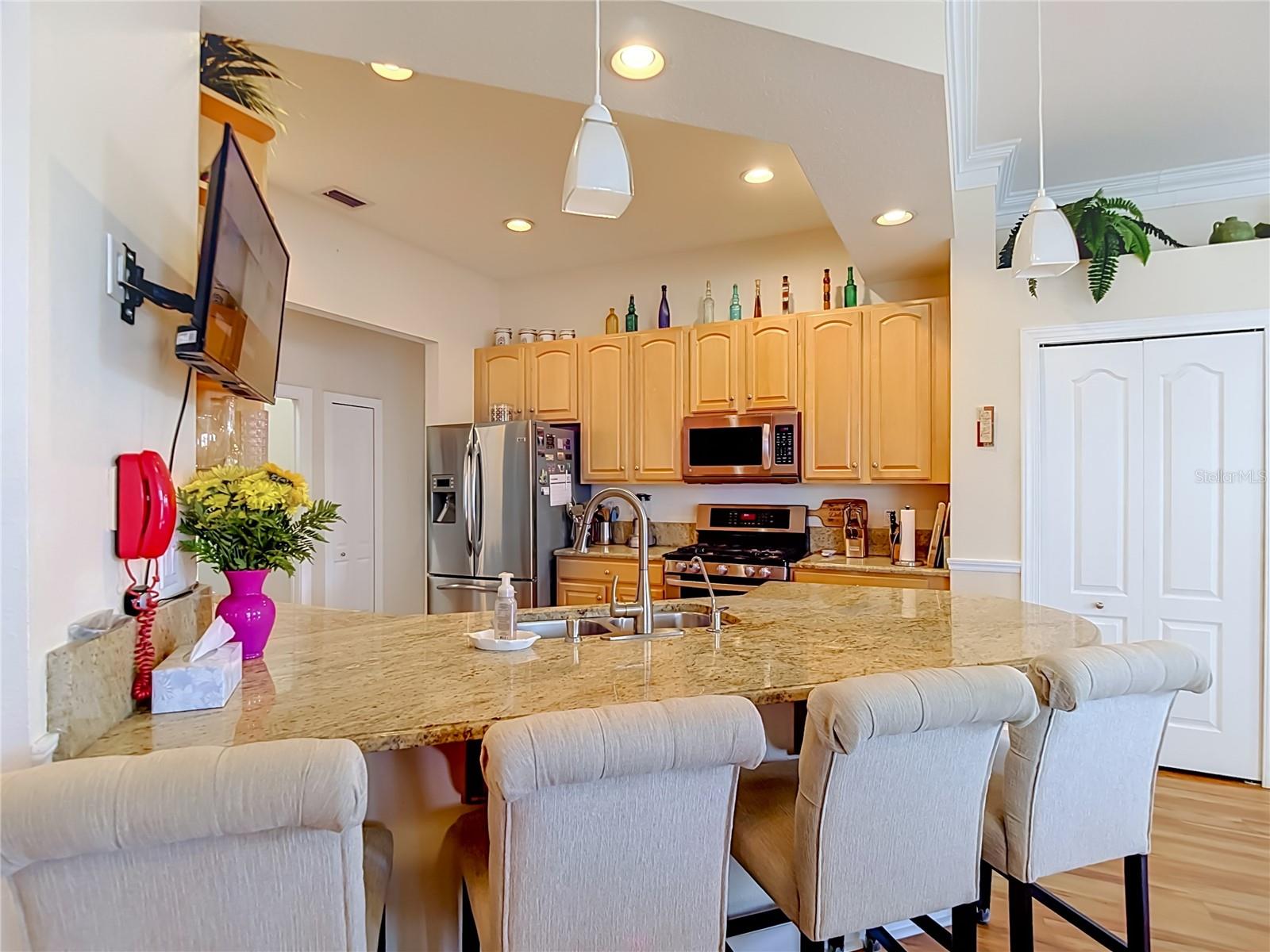 3350 PENDLETON WAY — photo 45