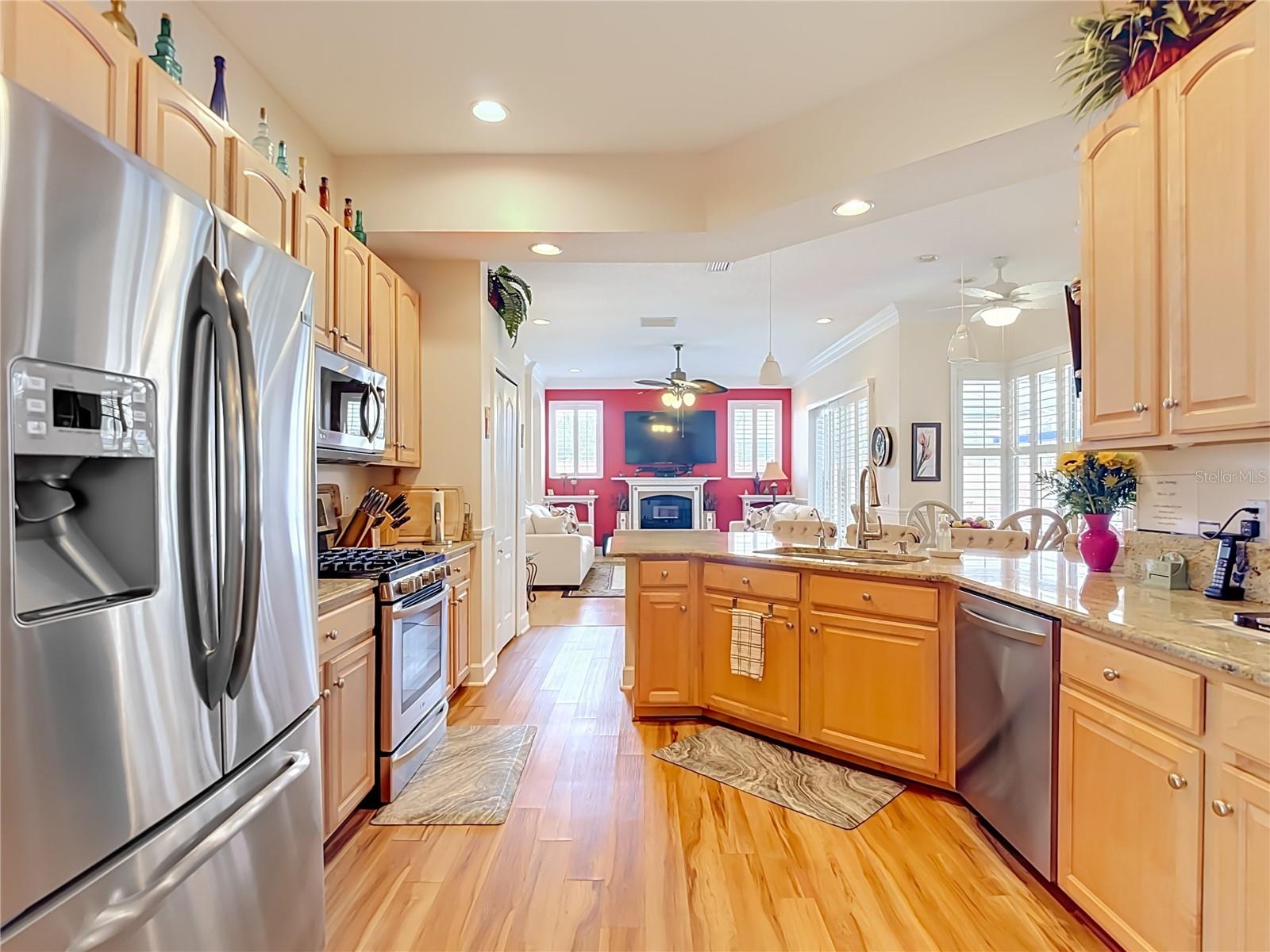3350 PENDLETON WAY — photo 43