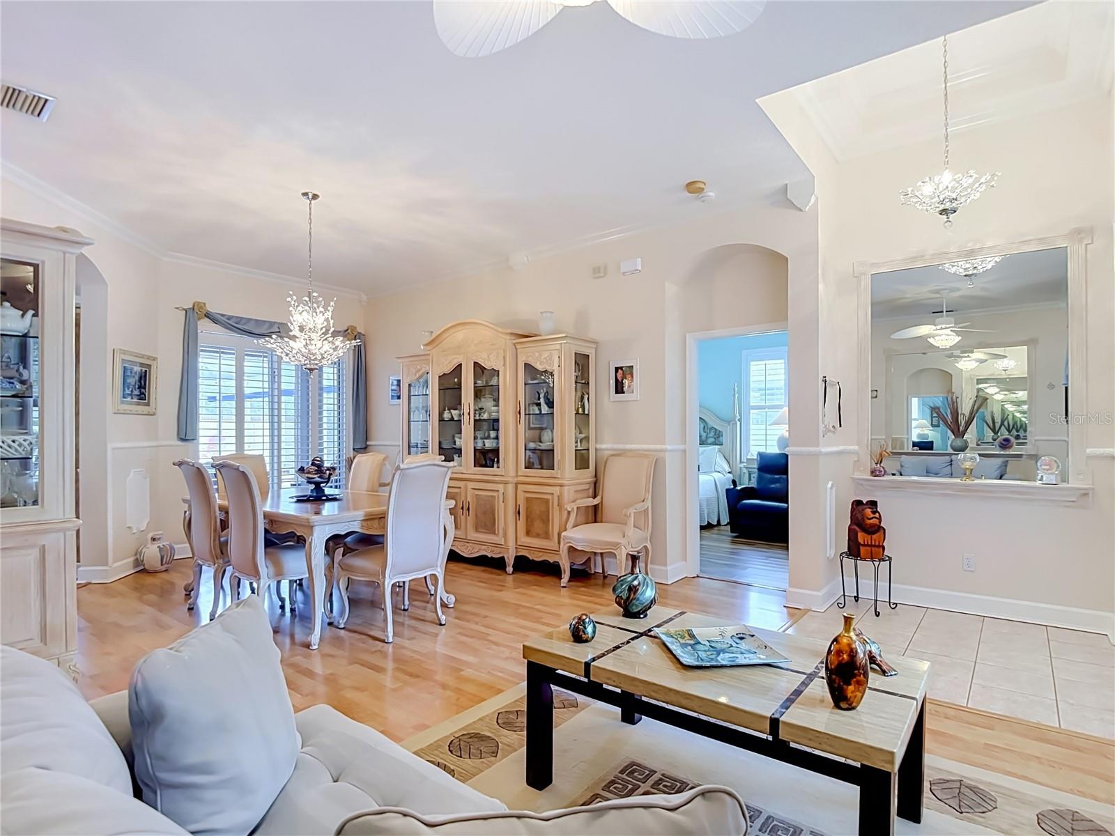 3350 PENDLETON WAY — photo 32