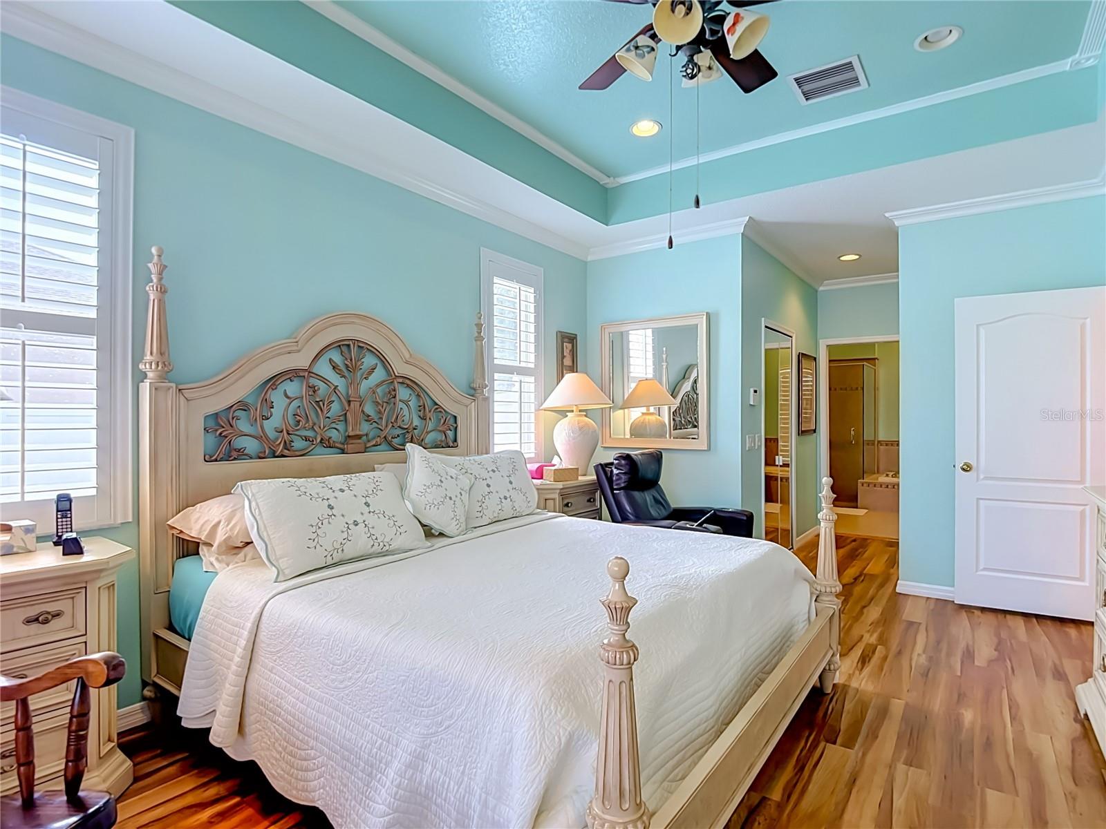 3350 PENDLETON WAY — photo 56