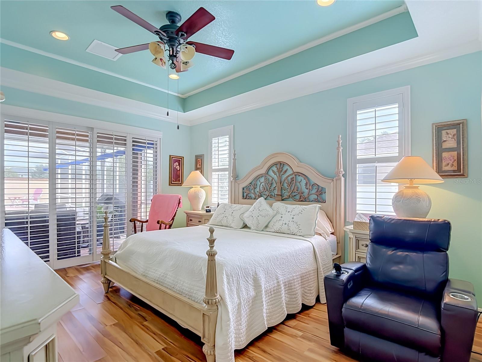 3350 PENDLETON WAY — photo 55