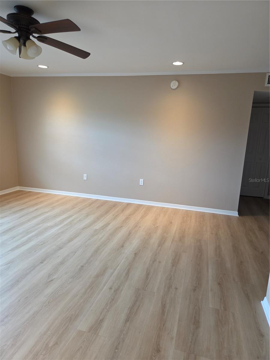 5800 HOLLYWOOD BLVD #125 — photo 6