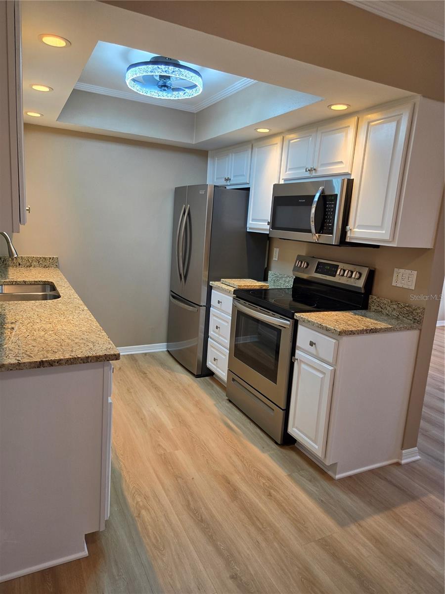 5800 HOLLYWOOD BLVD #125 — photo 9
