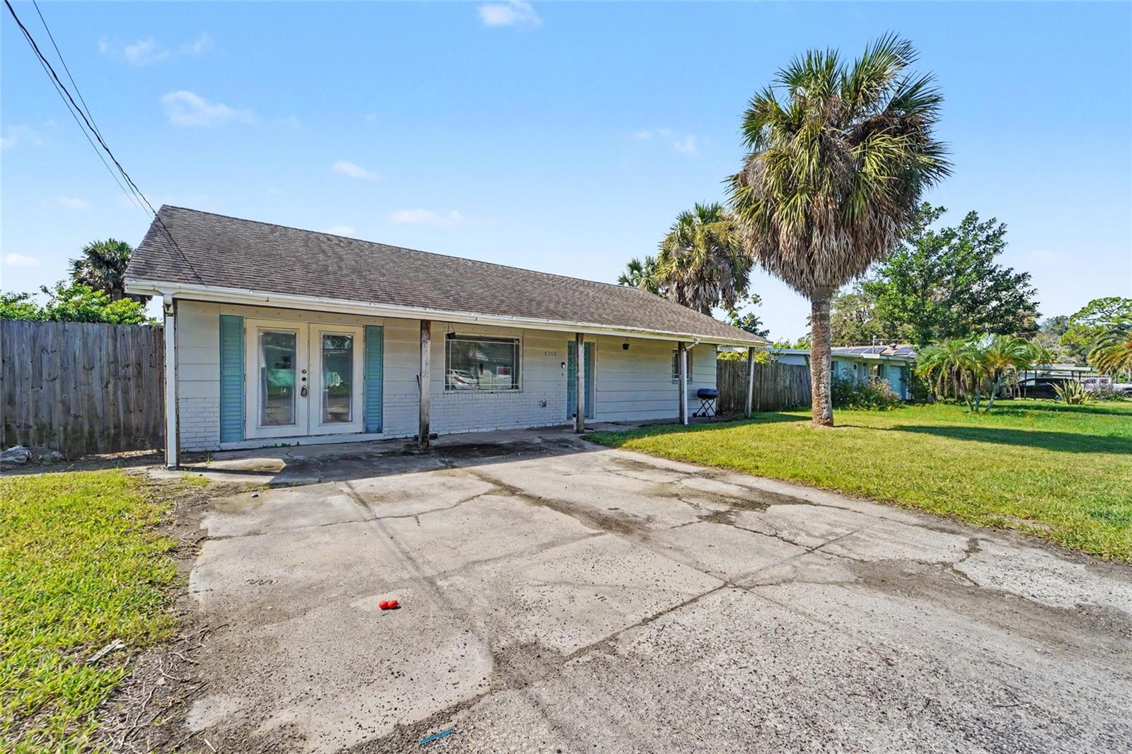 6706 SANDRA DR — photo 26