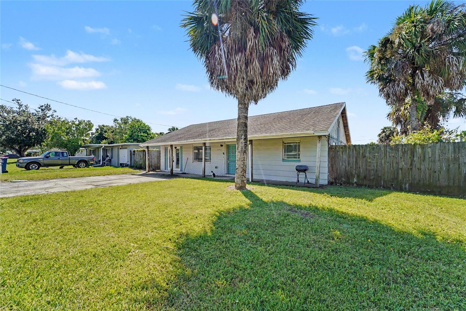 6706 SANDRA DR — photo 27