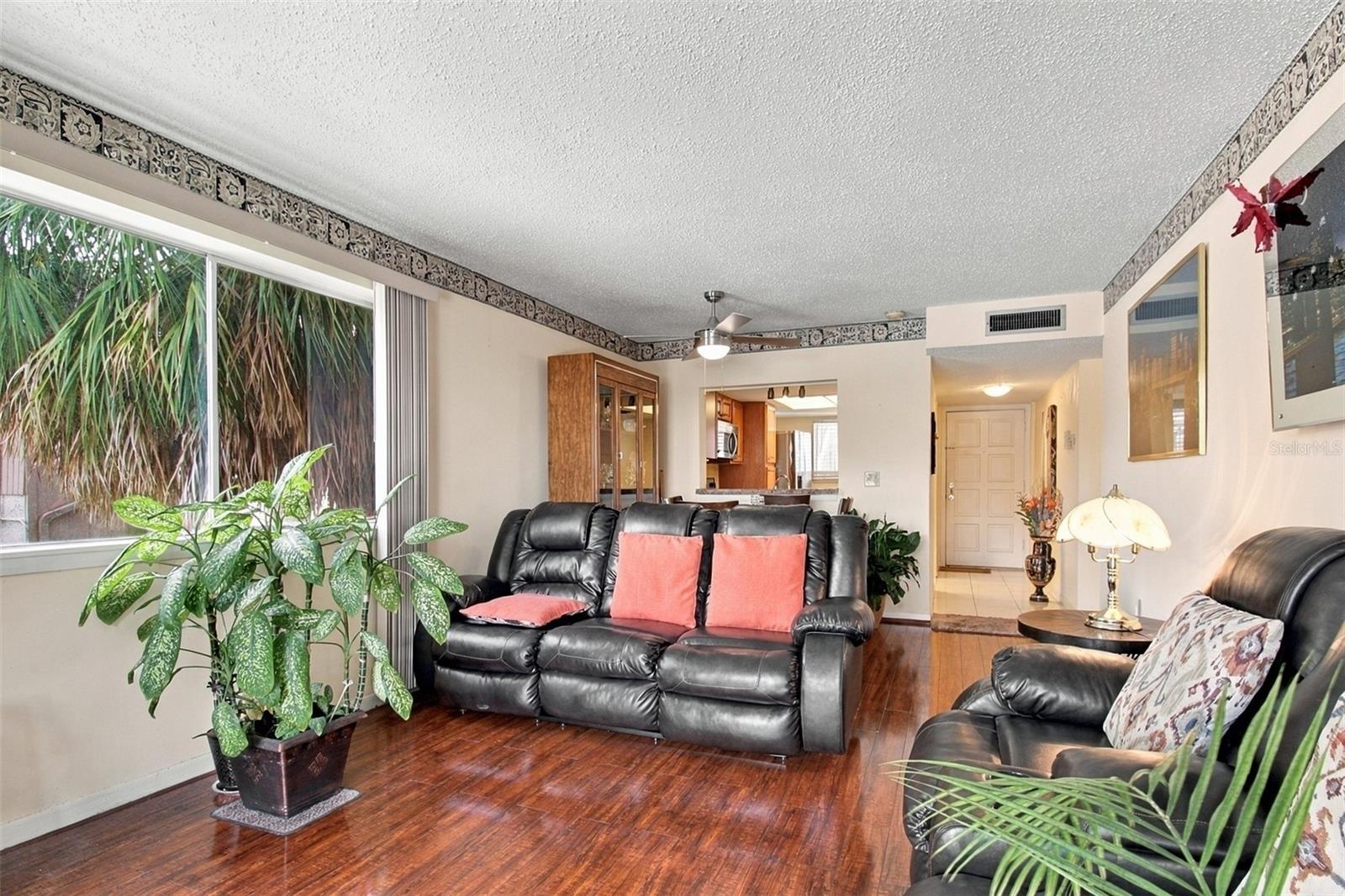 6308 NEWTOWN CIR #8B5 — photo 23