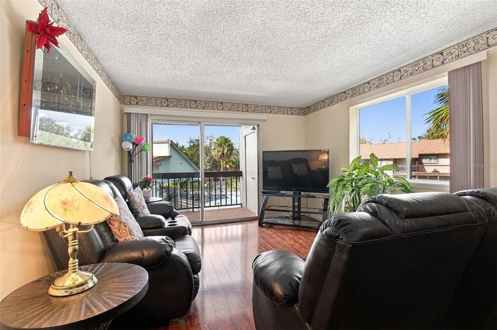 6308 NEWTOWN CIR #8B5 — photo 22