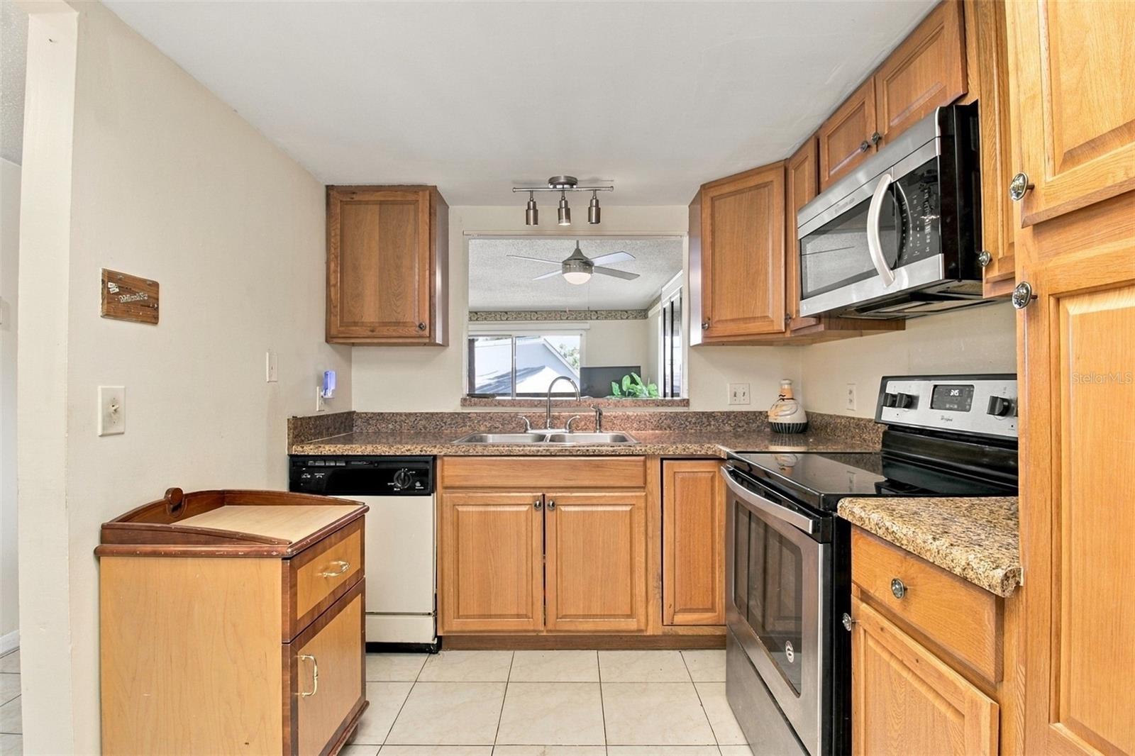 6308 NEWTOWN CIR #8B5 — photo 14