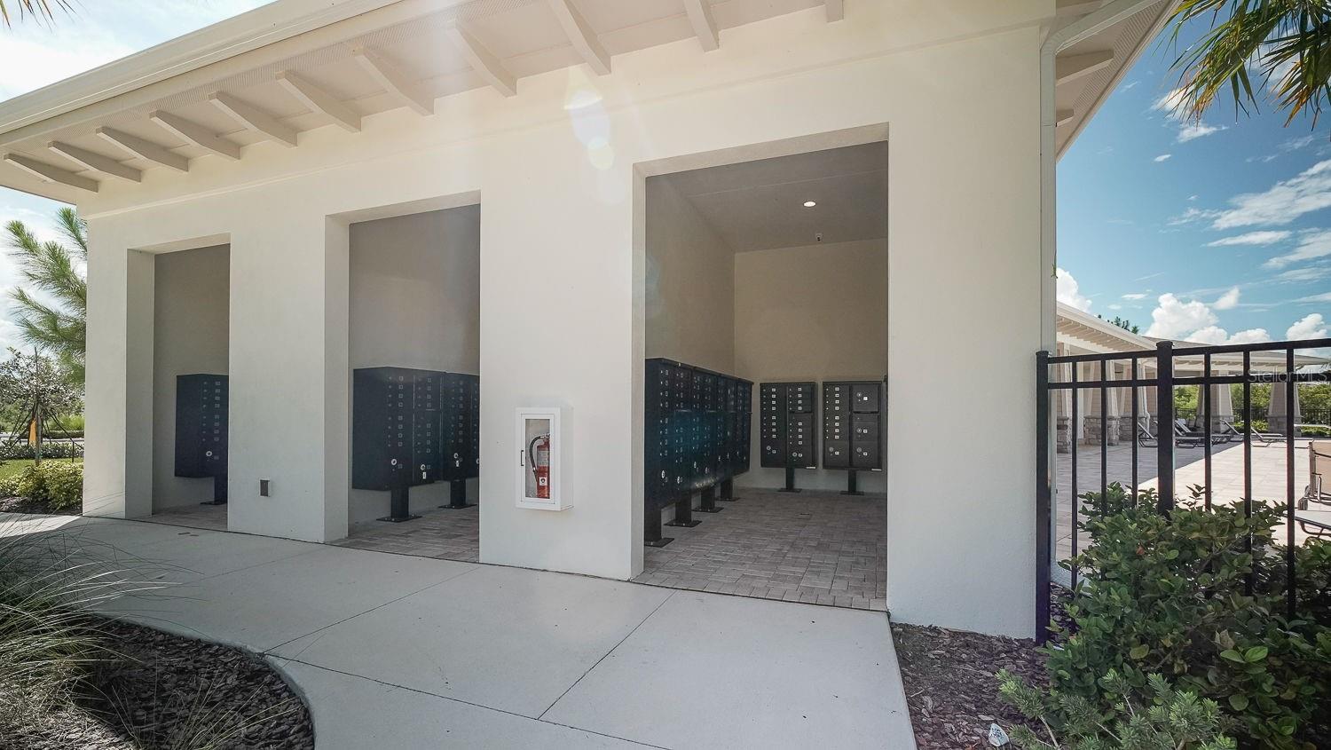 32533 MIDSUMMER NIGHT LN — photo 61