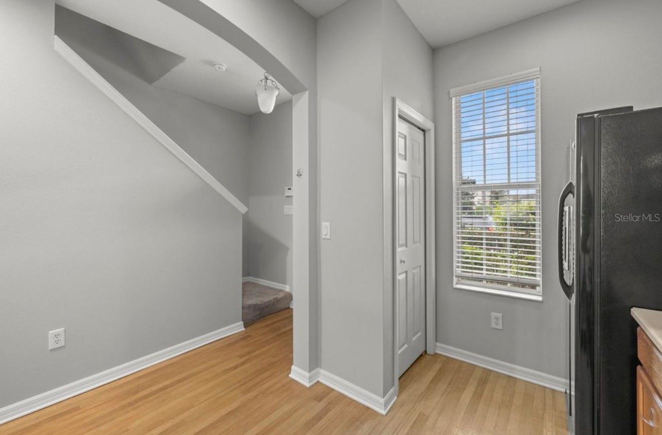 8832 RED BEECHWOOD CT — photo 11