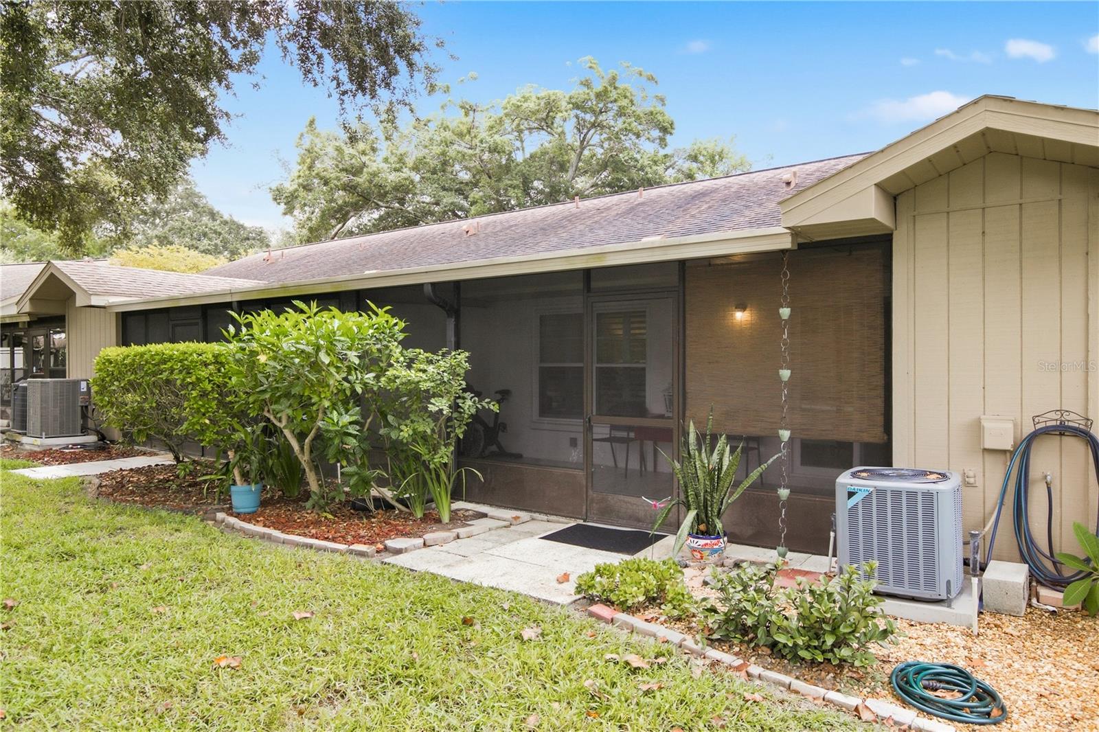 1104 TARRIDON CT — photo 26