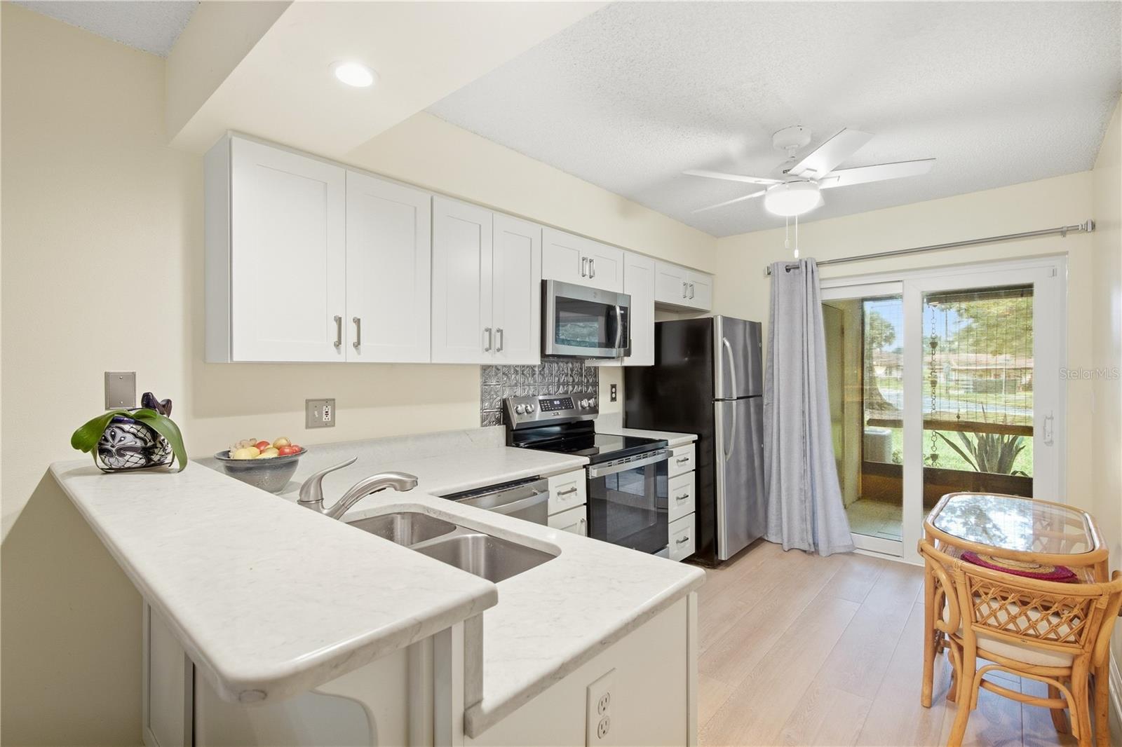 1104 TARRIDON CT — photo 15