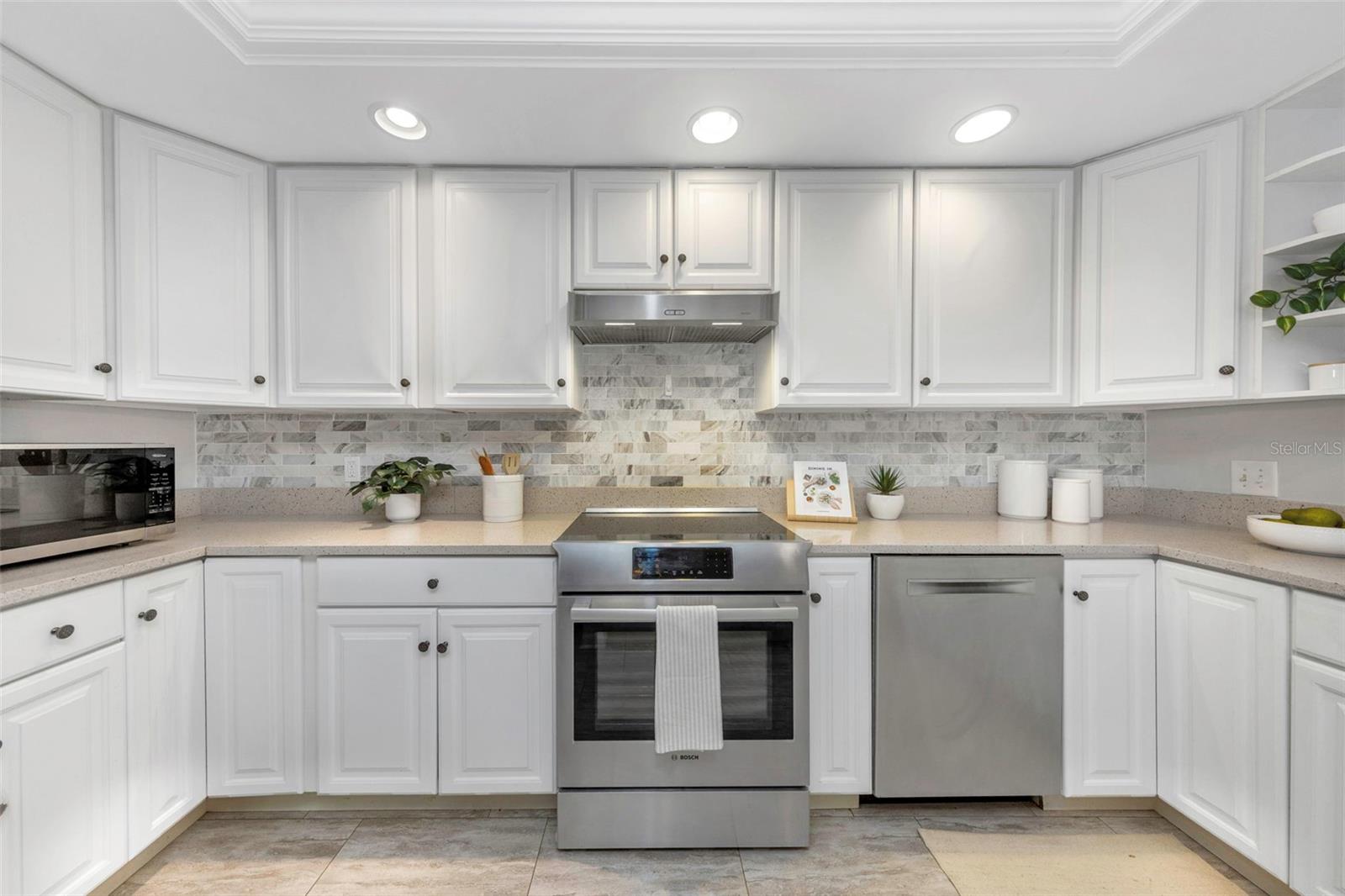8 BELLEVIEW BLVD #108 — photo 15