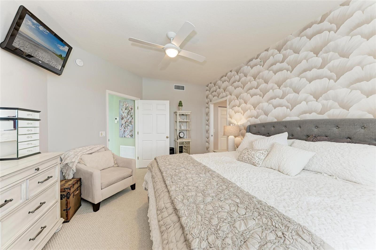 119 WOODBRIDGE DR #103 — photo 22