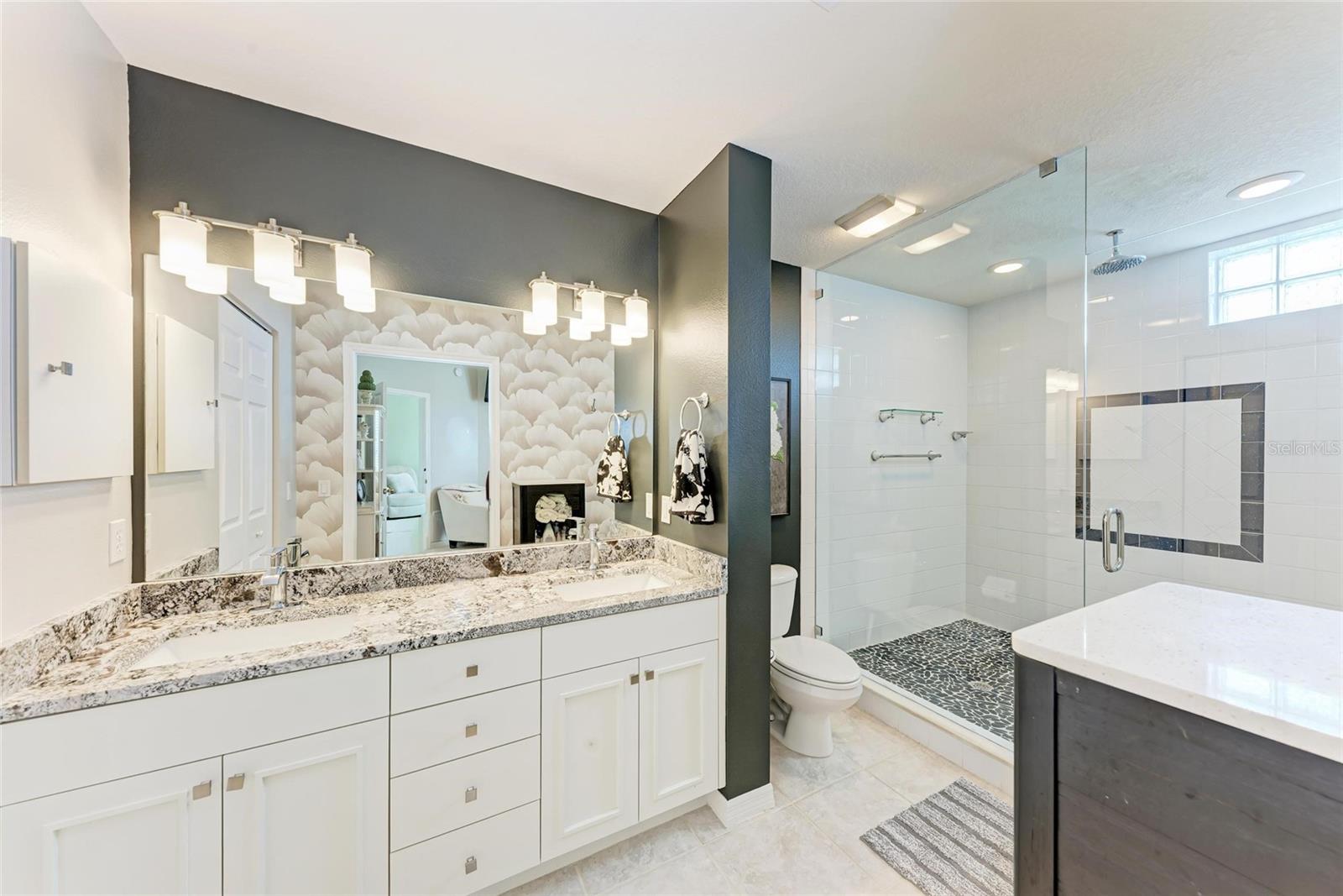 119 WOODBRIDGE DR #103 — photo 25