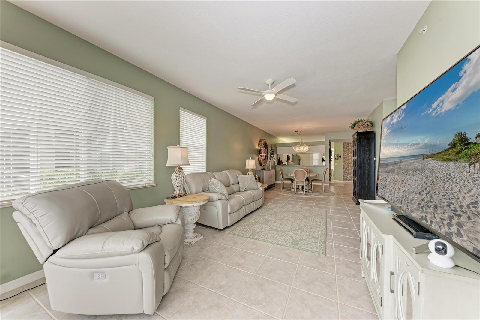 119 WOODBRIDGE DR #103 — photo 15