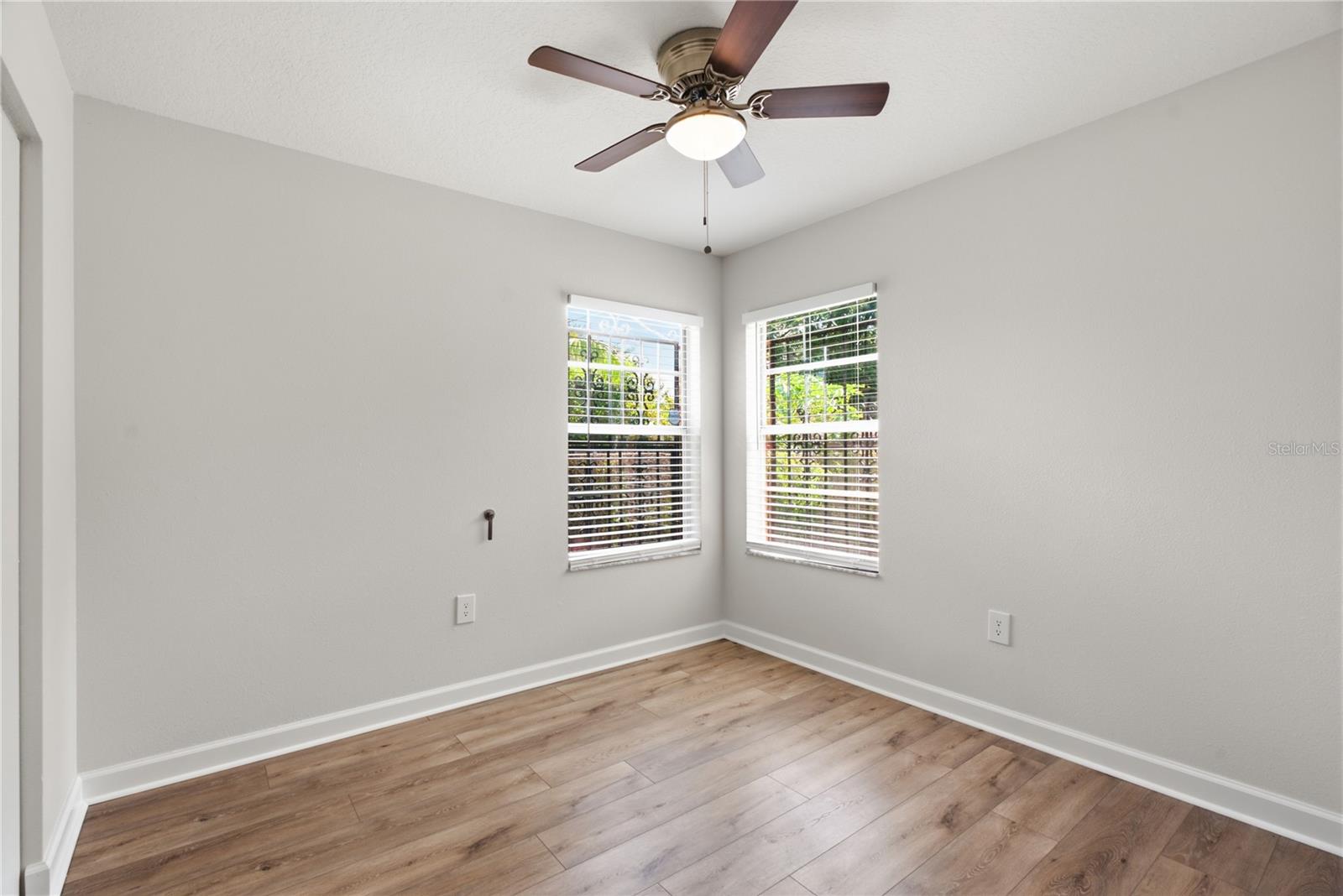 3721 E NORTH BAY ST — photo 20