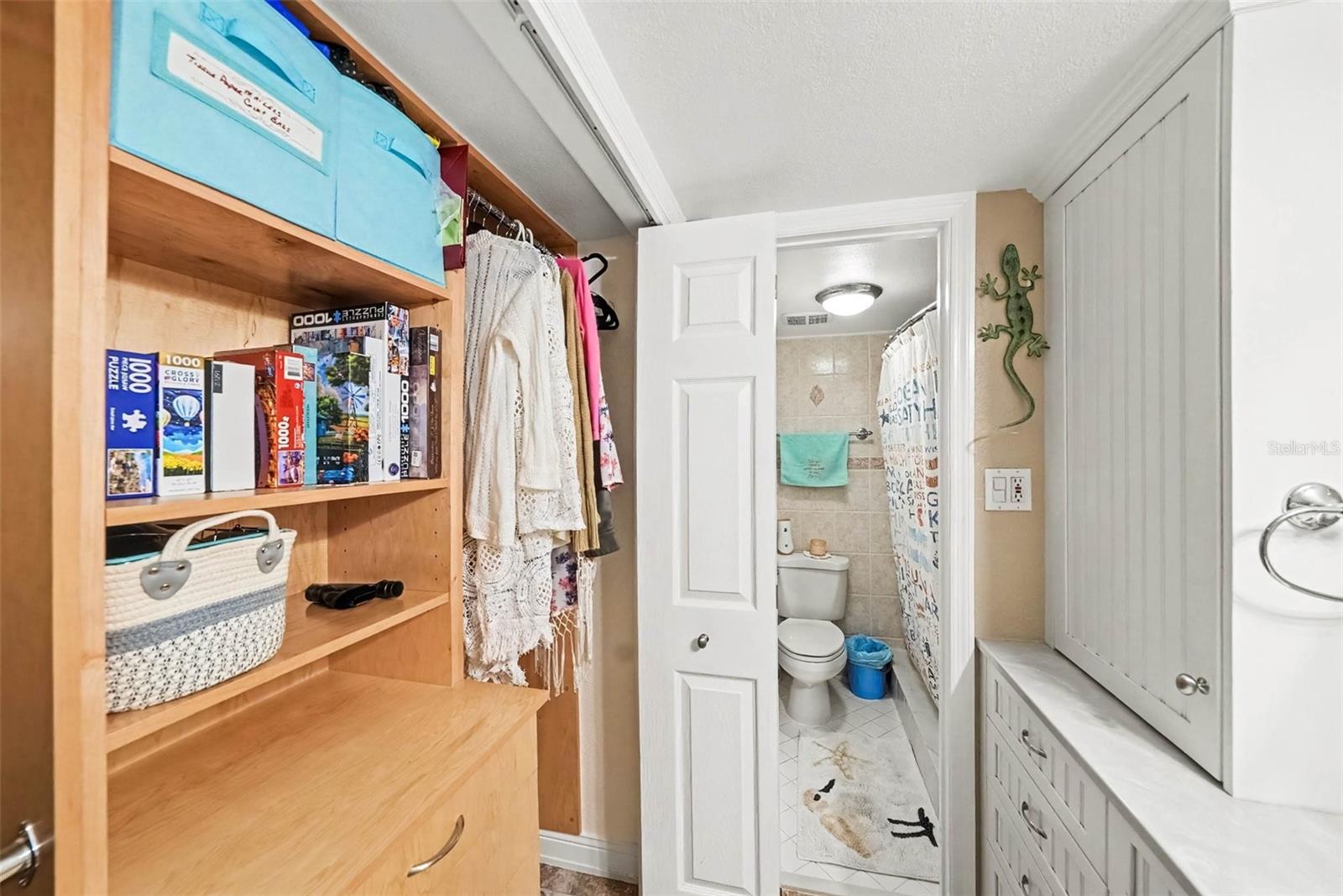 825 S VILLAGE DR N #102 — photo 14