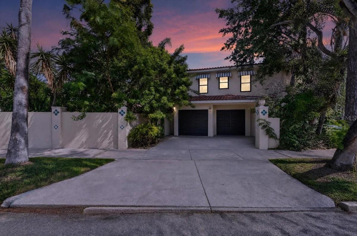 114 W DAVIS BLVD — photo 6