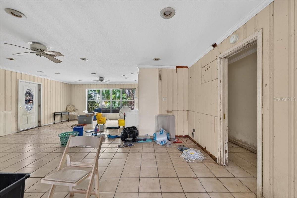 114 W DAVIS BLVD — photo 17