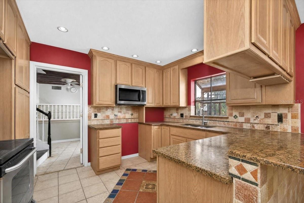114 W DAVIS BLVD — photo 13